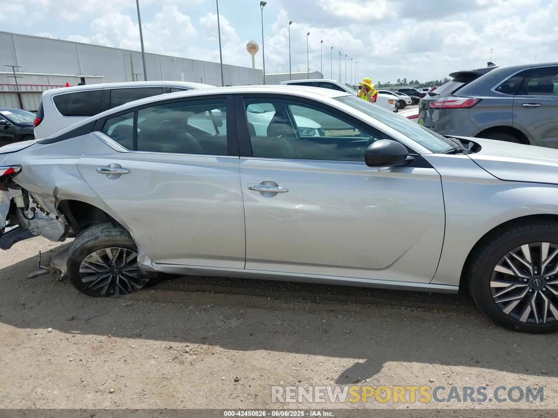 12 Photograph of a damaged car 1N4BL4DV3RN340844 NISSAN ALTIMA 2024
