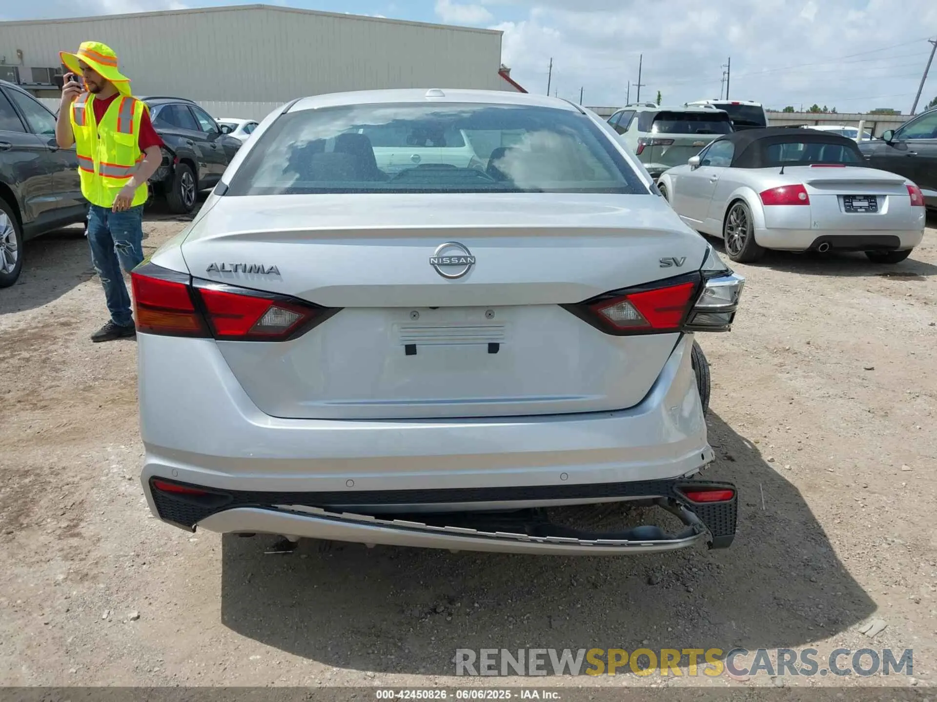 15 Photograph of a damaged car 1N4BL4DV3RN340844 NISSAN ALTIMA 2024