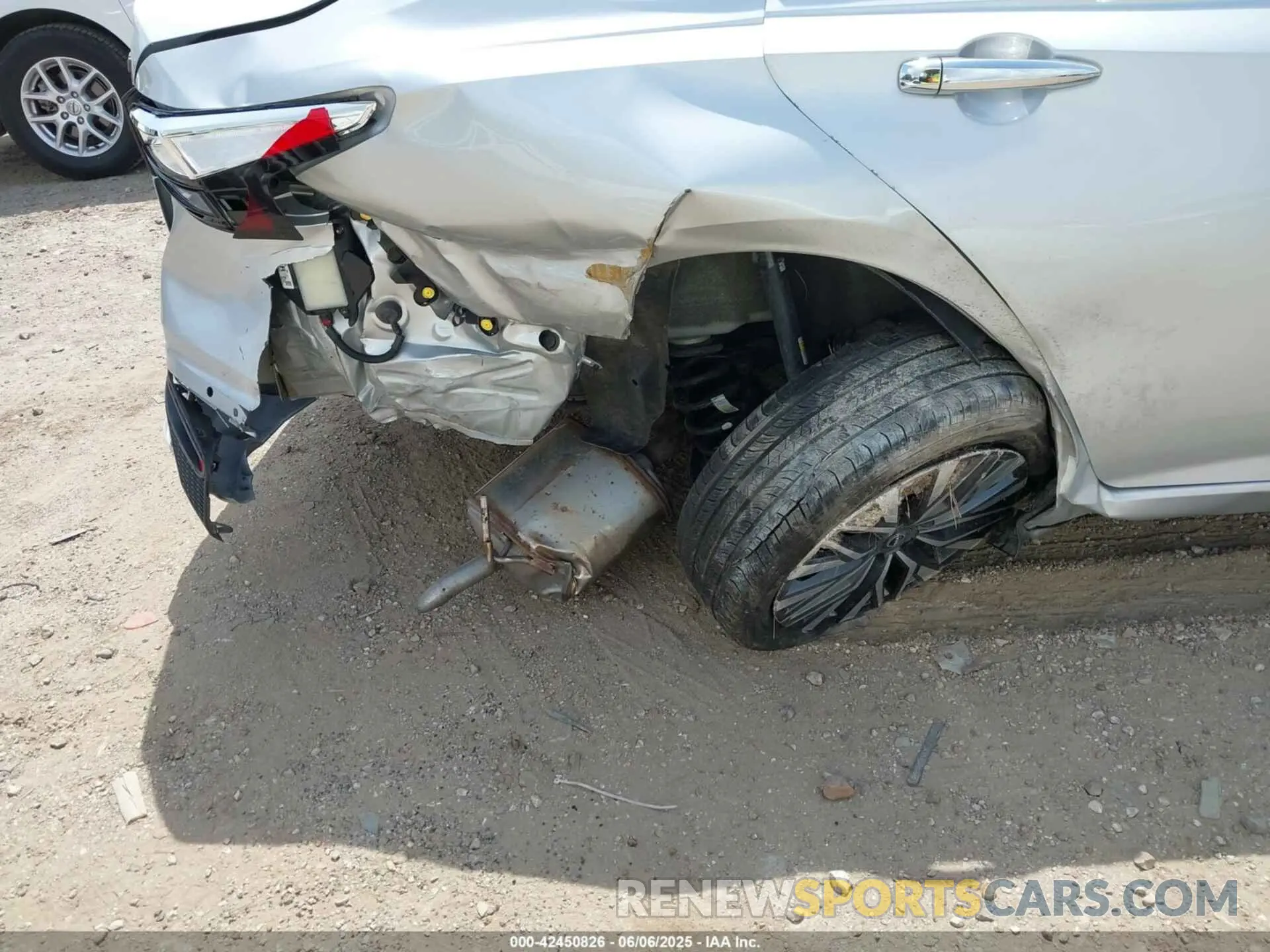 6 Photograph of a damaged car 1N4BL4DV3RN340844 NISSAN ALTIMA 2024