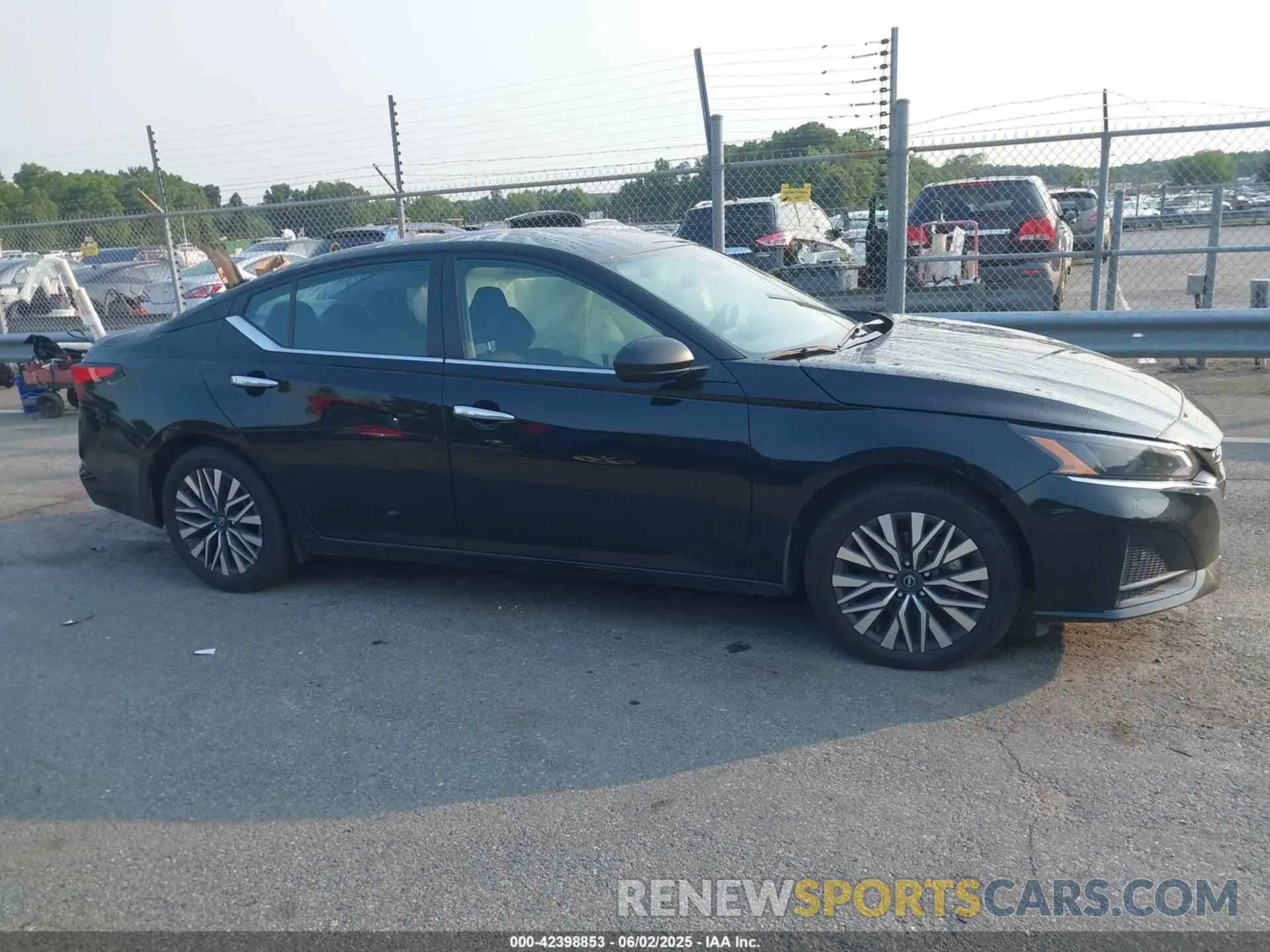 13 Photograph of a damaged car 1N4BL4DV3RN344702 NISSAN ALTIMA 2024