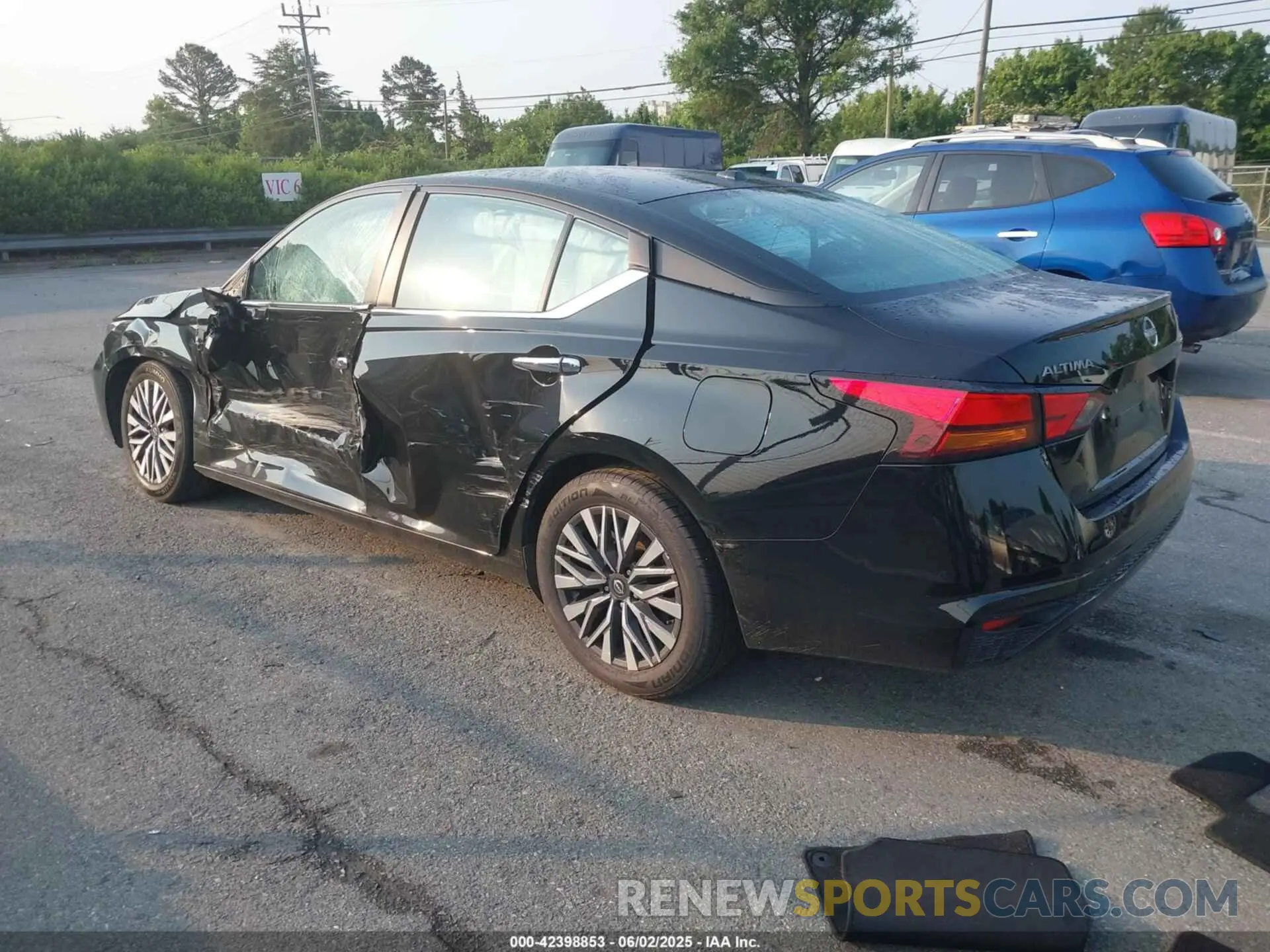 3 Photograph of a damaged car 1N4BL4DV3RN344702 NISSAN ALTIMA 2024