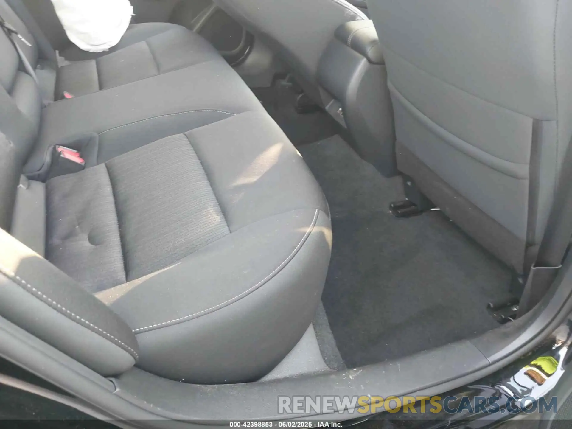 8 Photograph of a damaged car 1N4BL4DV3RN344702 NISSAN ALTIMA 2024