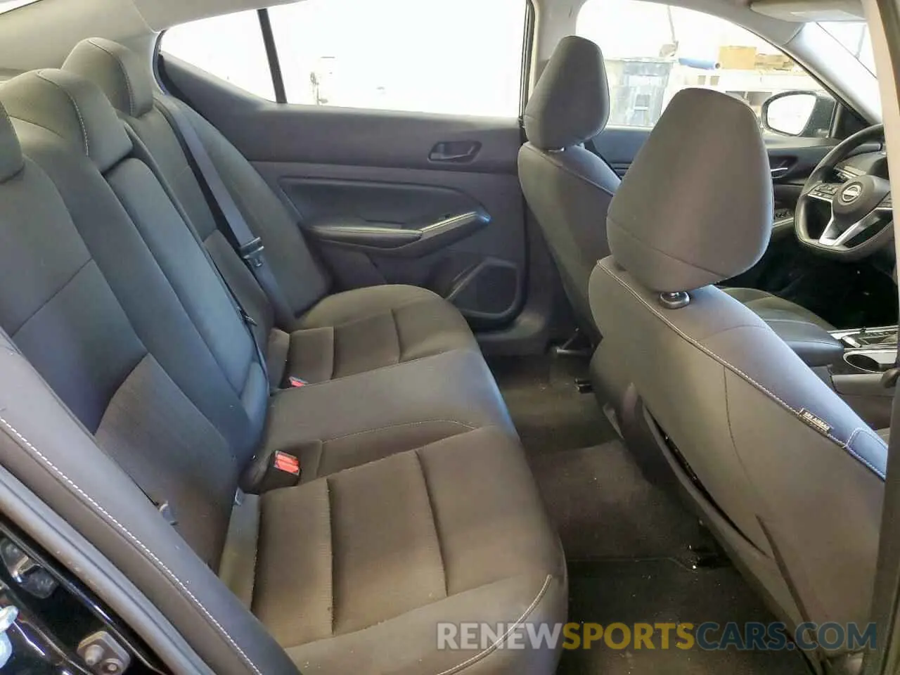 10 Photograph of a damaged car 1N4BL4DV3RN349169 NISSAN ALTIMA 2024