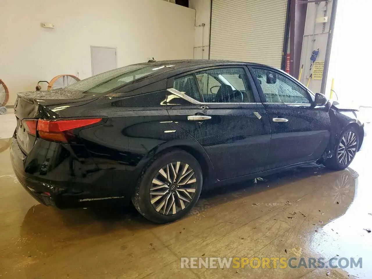 3 Photograph of a damaged car 1N4BL4DV3RN349169 NISSAN ALTIMA 2024