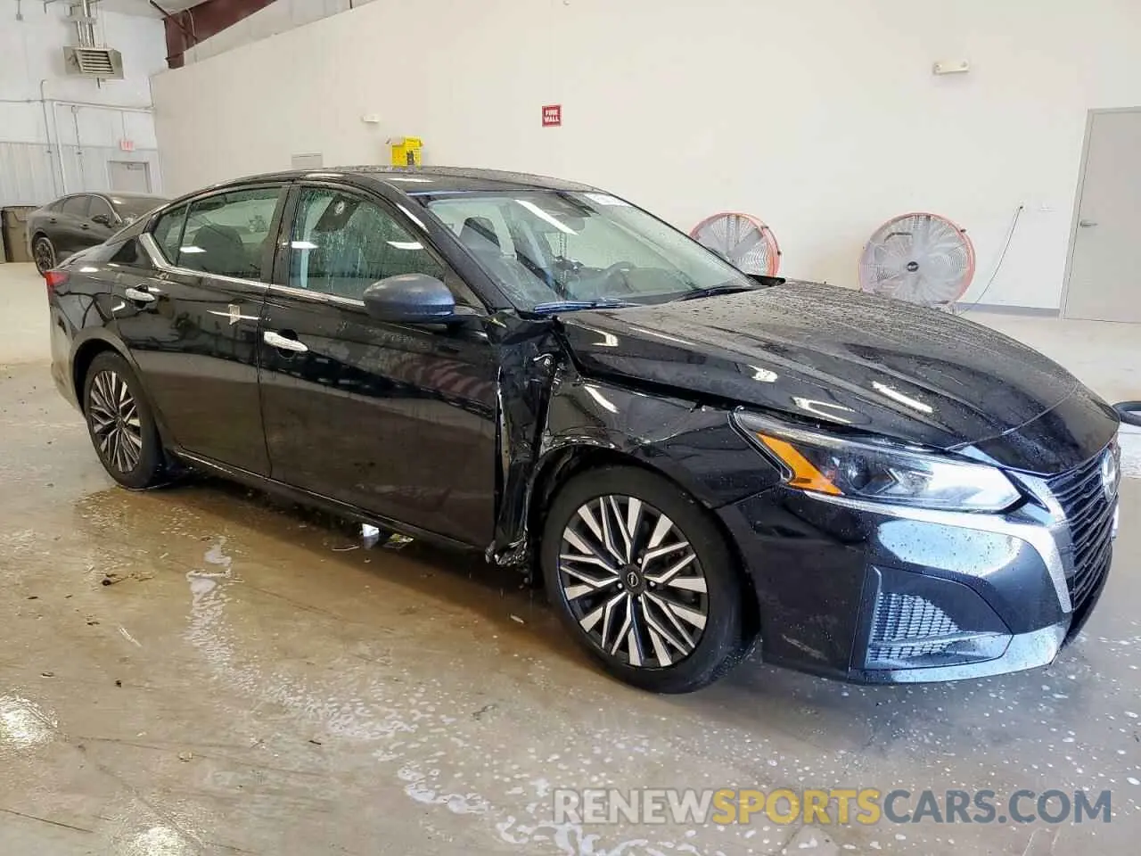 4 Photograph of a damaged car 1N4BL4DV3RN349169 NISSAN ALTIMA 2024