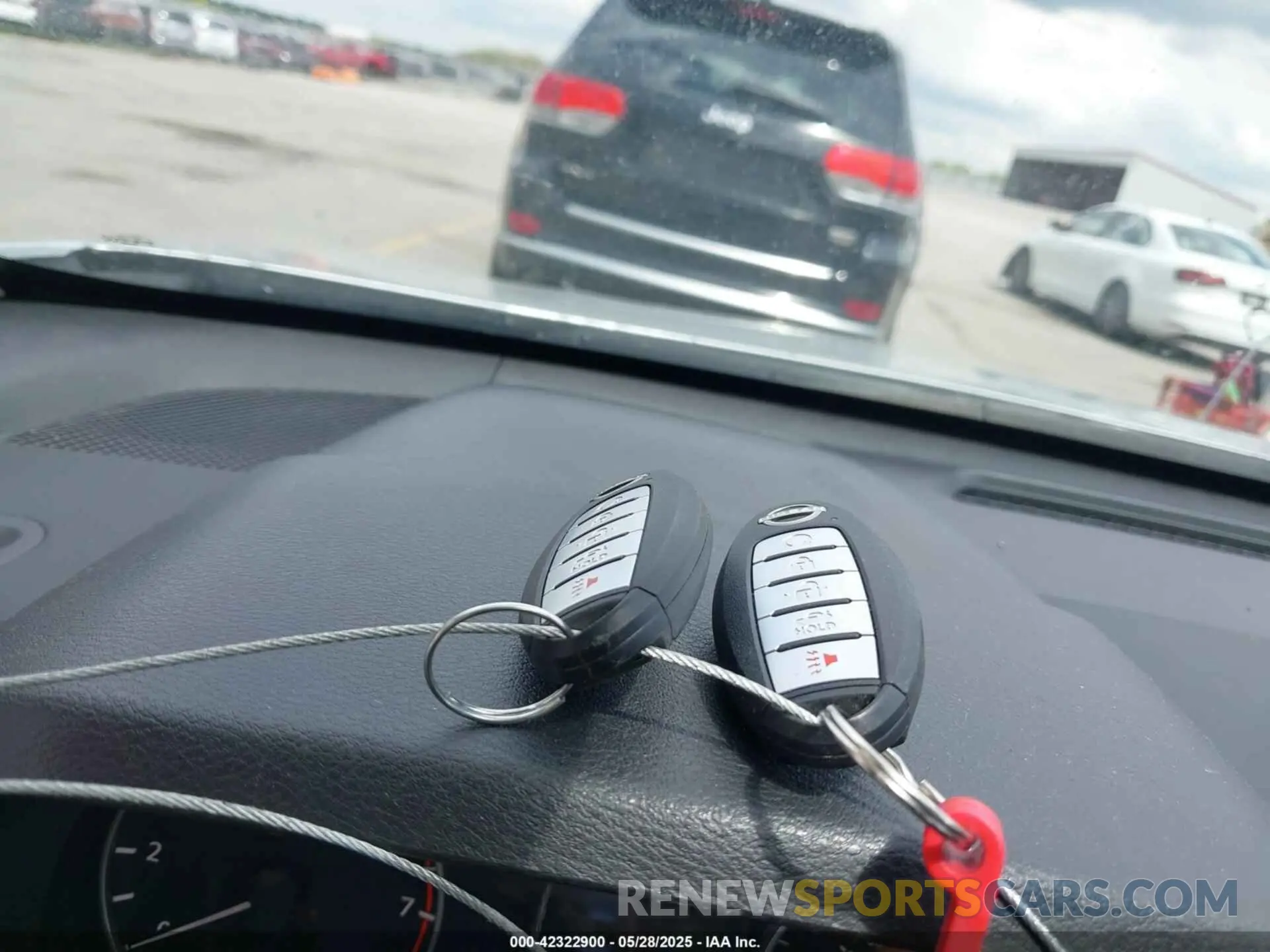 11 Photograph of a damaged car 1N4BL4DV3RN360317 NISSAN ALTIMA 2024