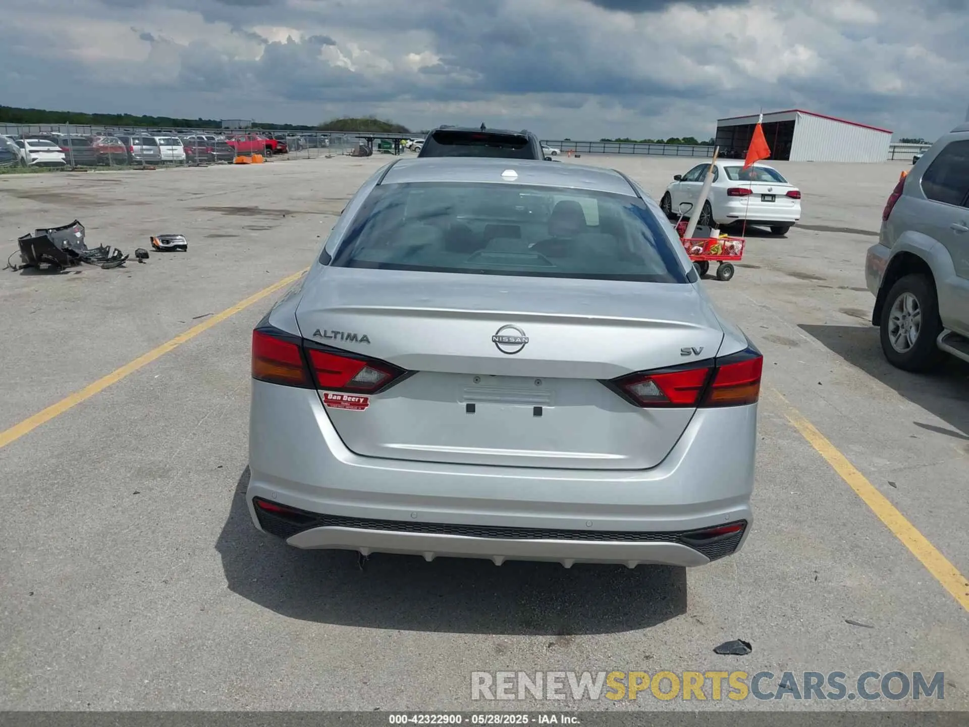 16 Photograph of a damaged car 1N4BL4DV3RN360317 NISSAN ALTIMA 2024