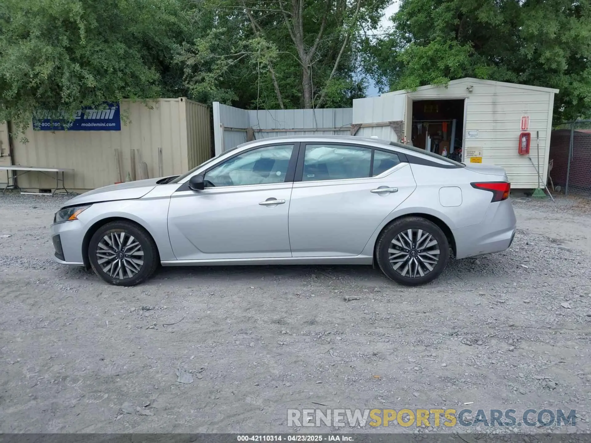 14 Photograph of a damaged car 1N4BL4DV3RN361709 NISSAN ALTIMA 2024