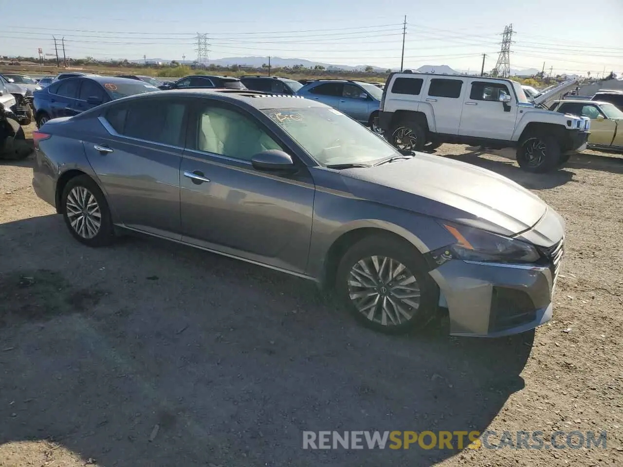 4 Photograph of a damaged car 1N4BL4DV3RN363055 NISSAN ALTIMA 2024