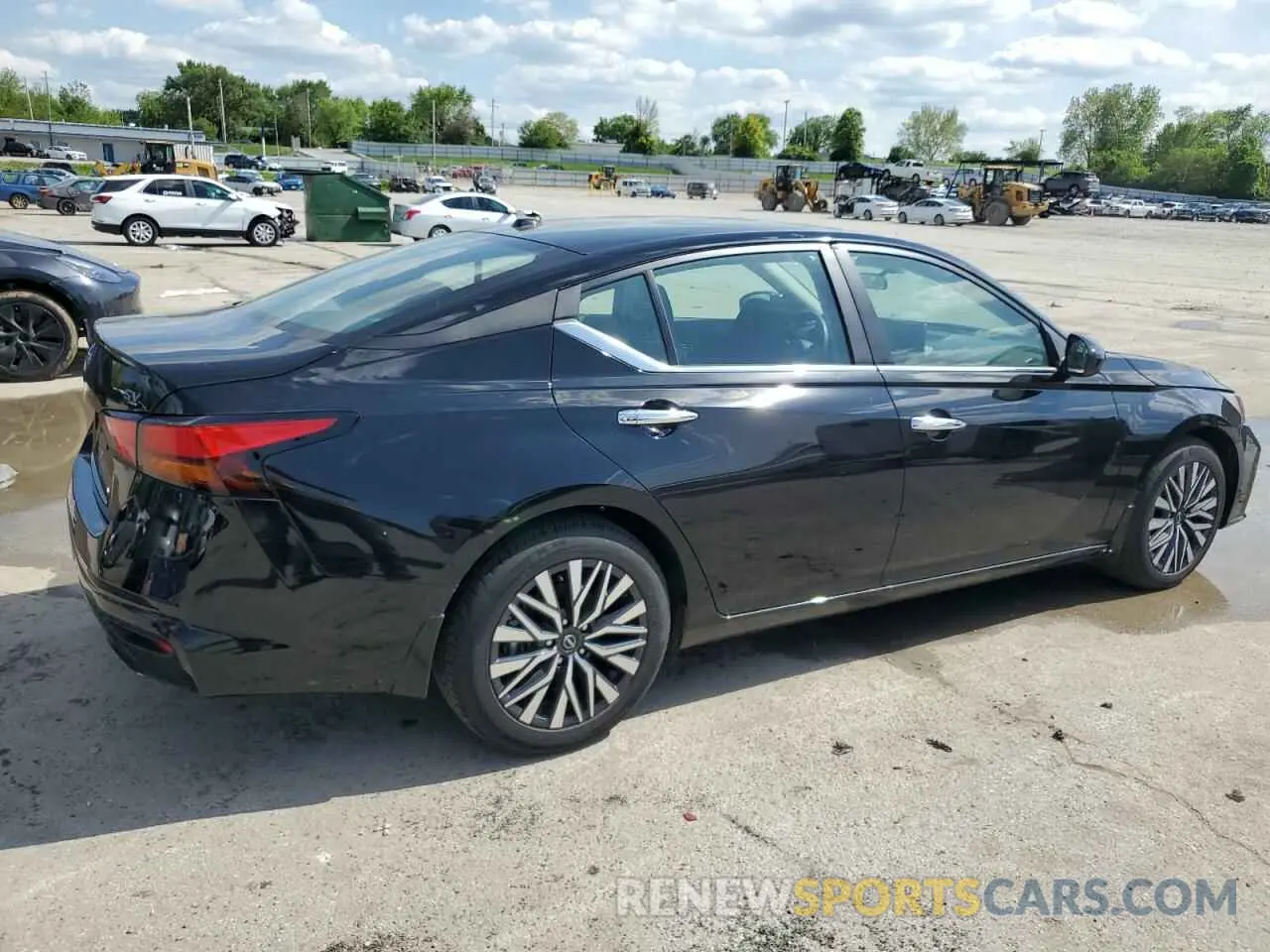 3 Photograph of a damaged car 1N4BL4DV3RN377408 NISSAN ALTIMA 2024
