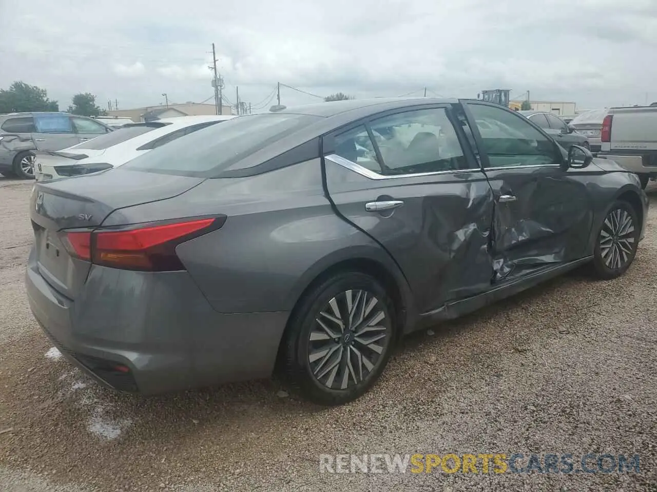 3 Photograph of a damaged car 1N4BL4DV3RN379692 NISSAN ALTIMA 2024