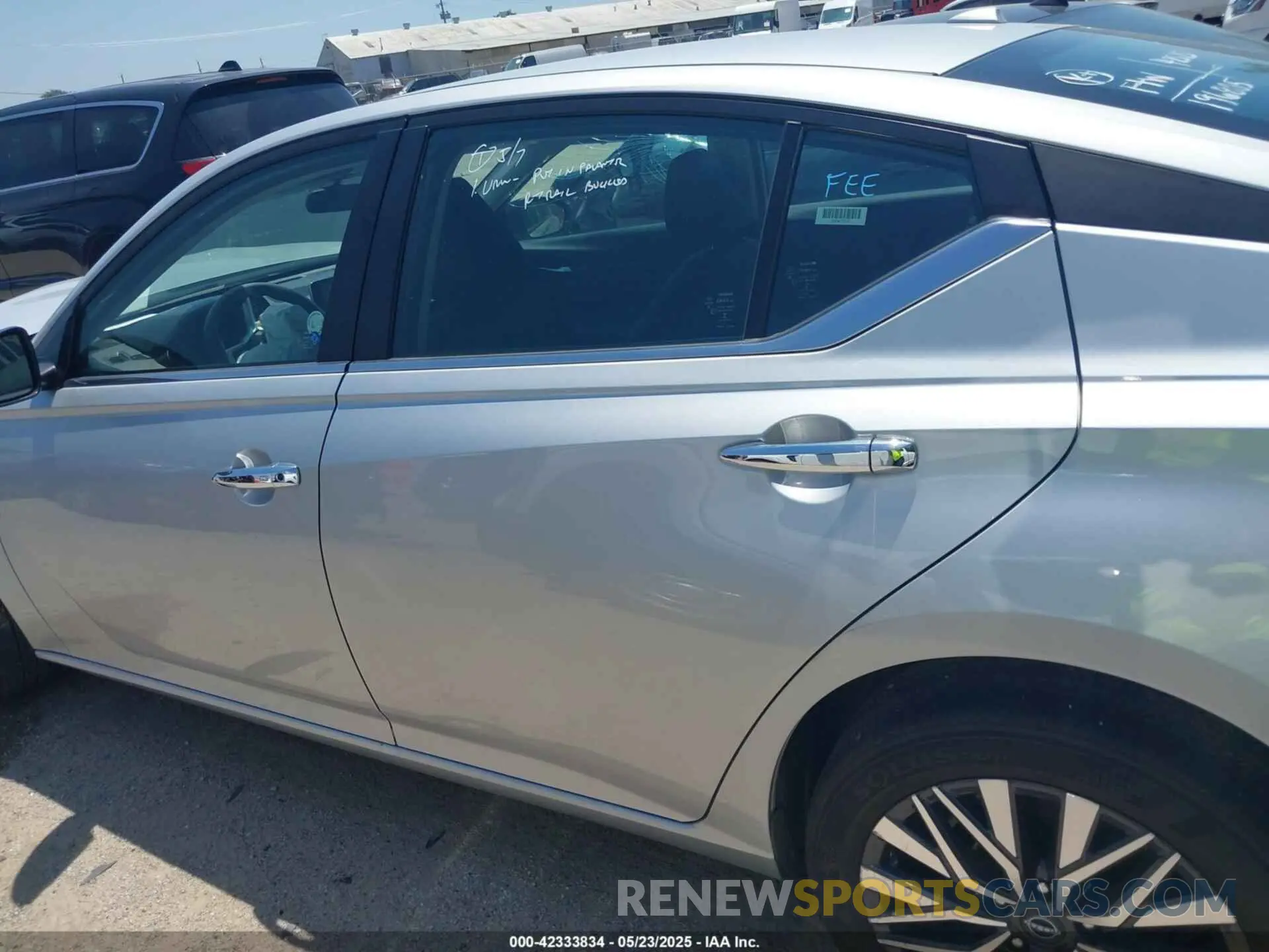 14 Photograph of a damaged car 1N4BL4DV3RN388862 NISSAN ALTIMA 2024