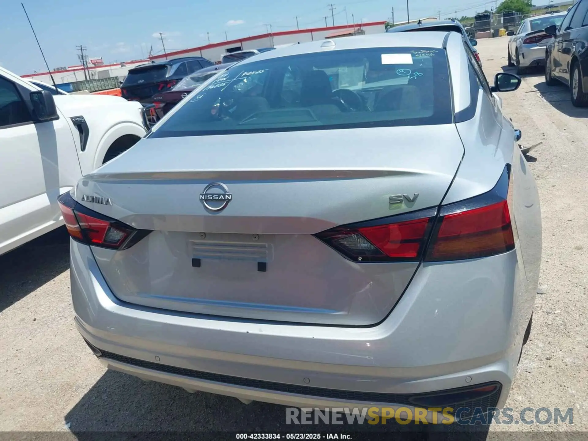 16 Photograph of a damaged car 1N4BL4DV3RN388862 NISSAN ALTIMA 2024