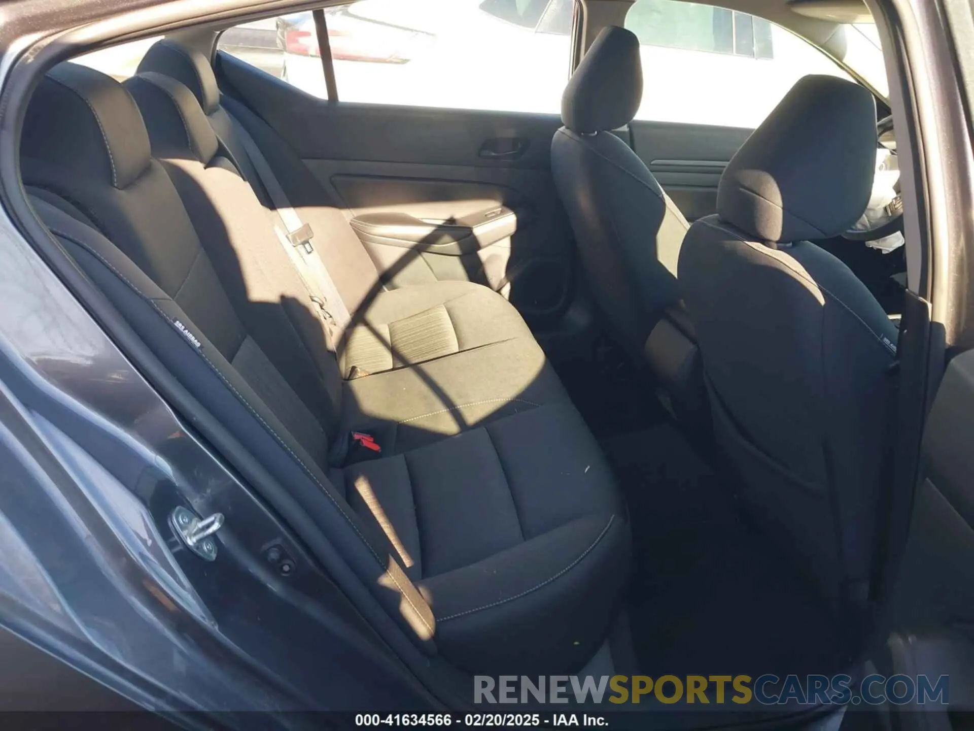 8 Photograph of a damaged car 1N4BL4DV3RN417955 NISSAN ALTIMA 2024