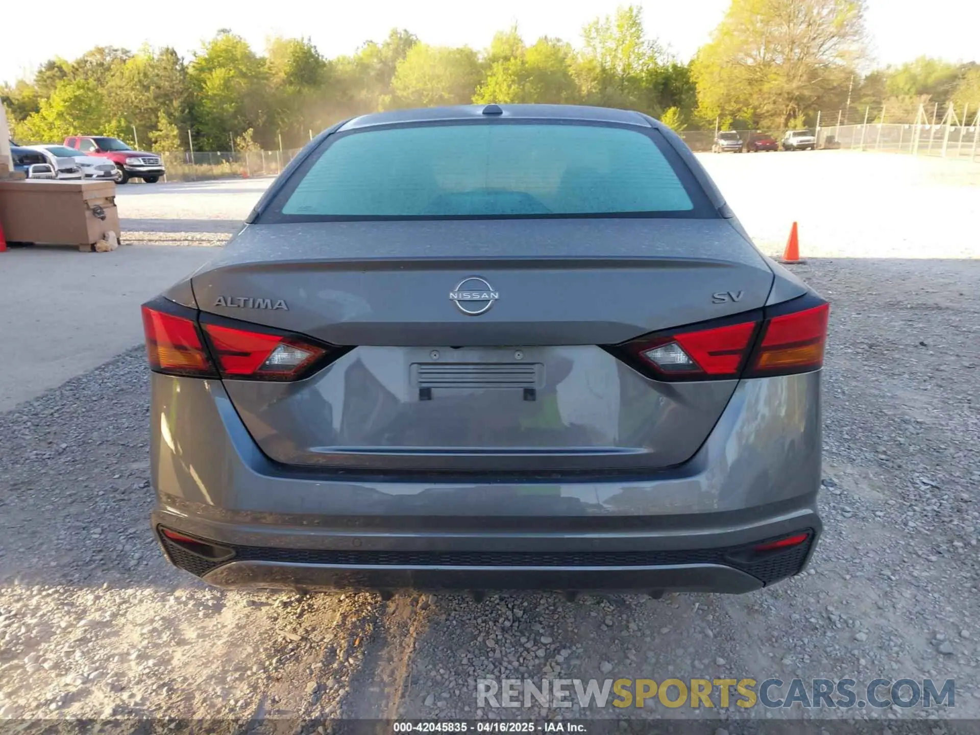 16 Photograph of a damaged car 1N4BL4DV4RN314821 NISSAN ALTIMA 2024