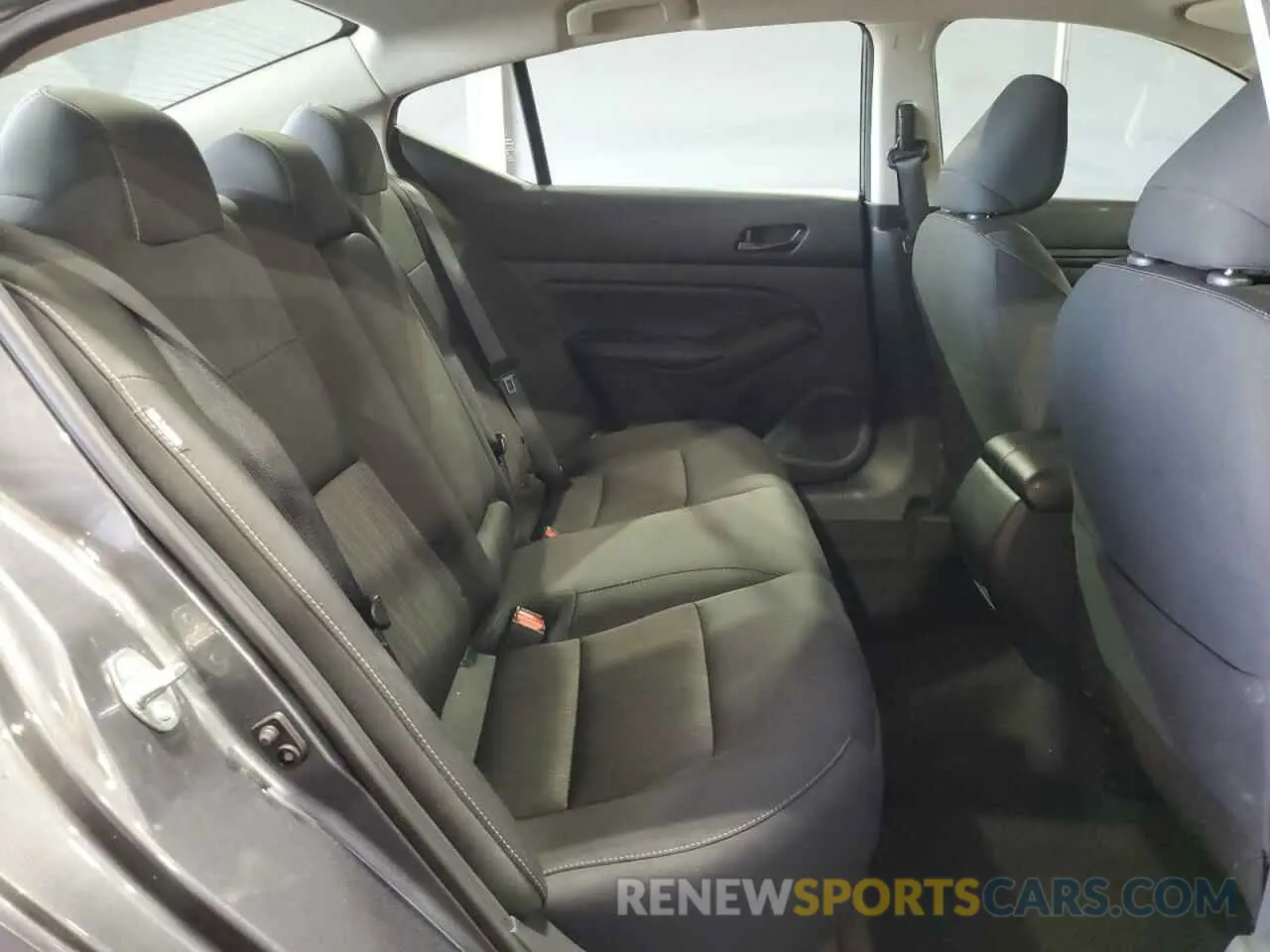 10 Photograph of a damaged car 1N4BL4DV4RN319307 NISSAN ALTIMA 2024