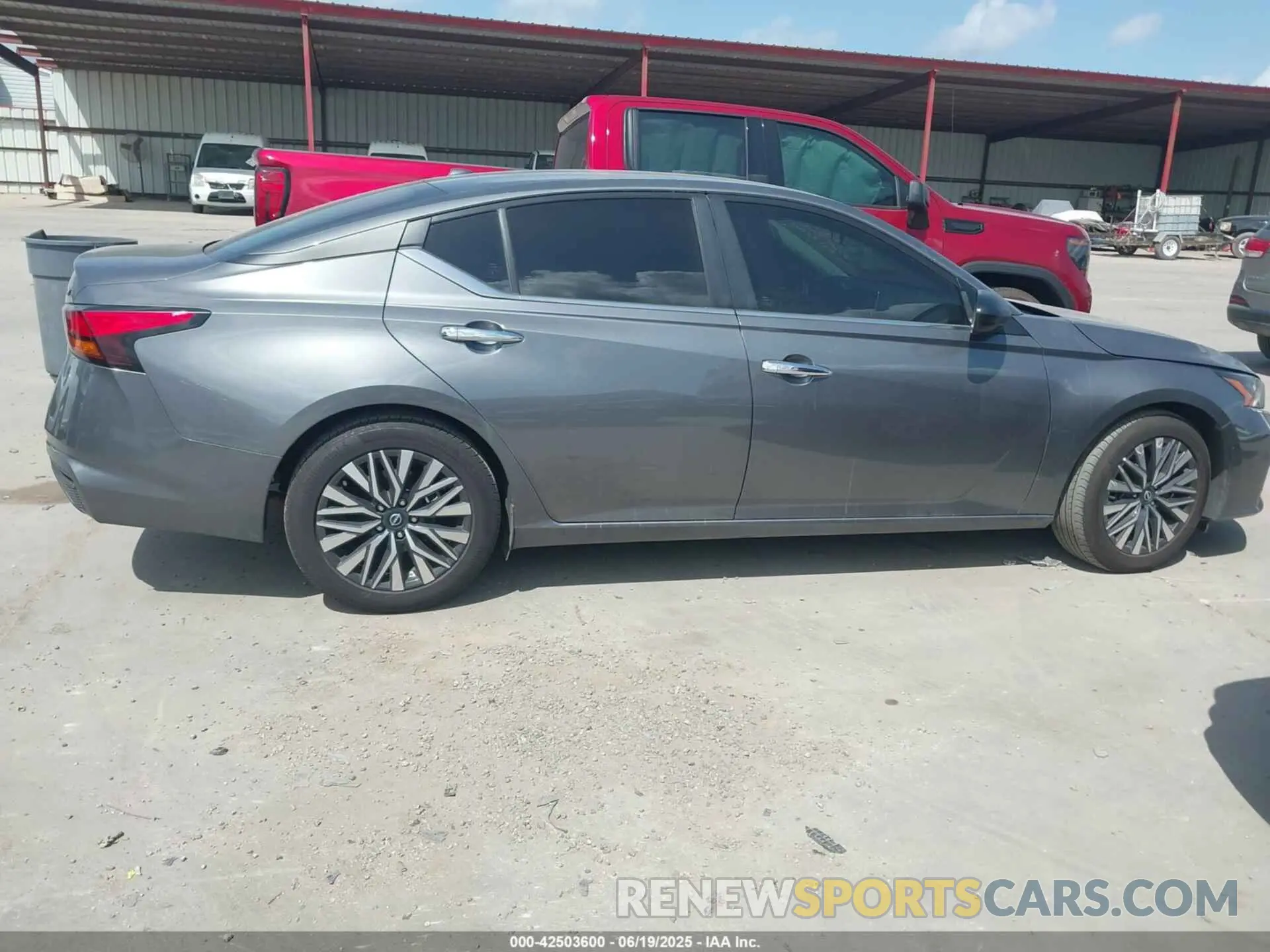 13 Photograph of a damaged car 1N4BL4DV4RN322031 NISSAN ALTIMA 2024