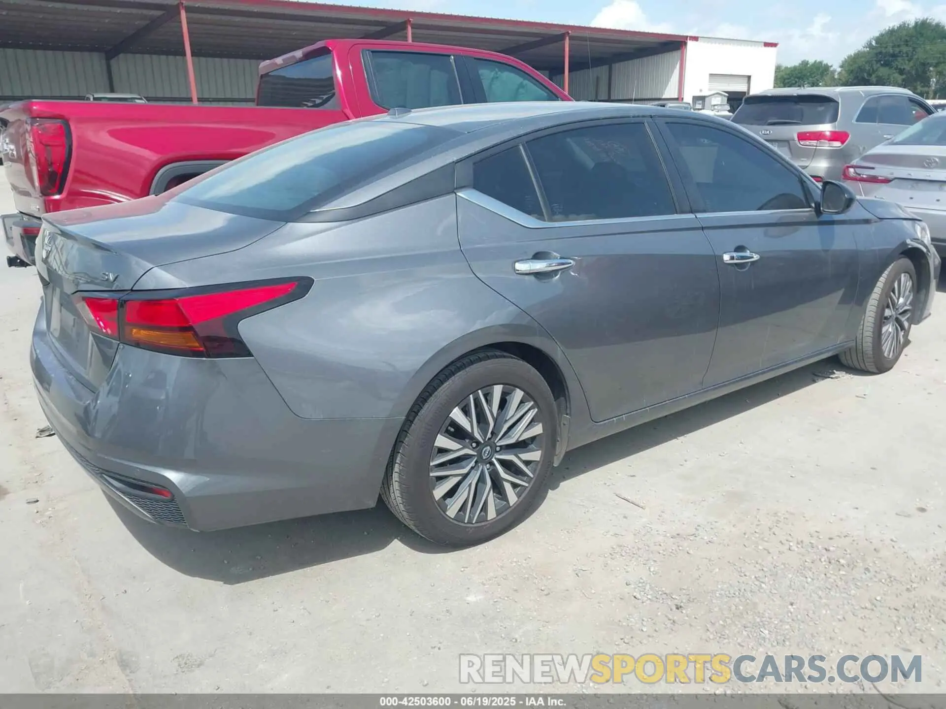 4 Photograph of a damaged car 1N4BL4DV4RN322031 NISSAN ALTIMA 2024