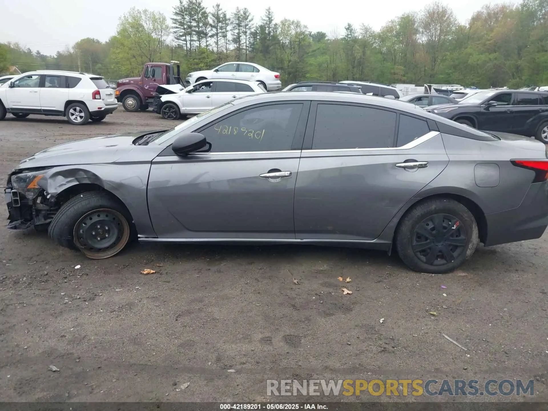13 Photograph of a damaged car 1N4BL4DV4RN323079 NISSAN ALTIMA 2024