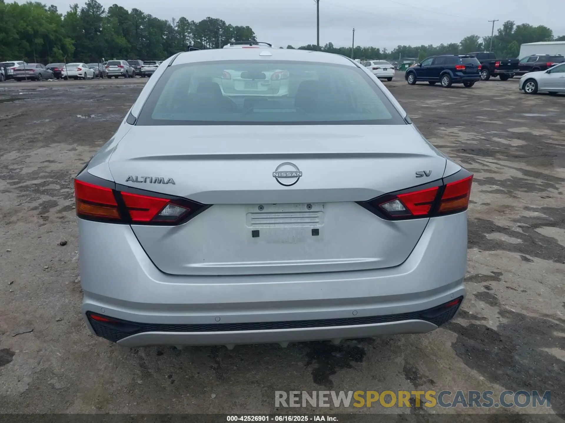 16 Photograph of a damaged car 1N4BL4DV4RN338570 NISSAN ALTIMA 2024
