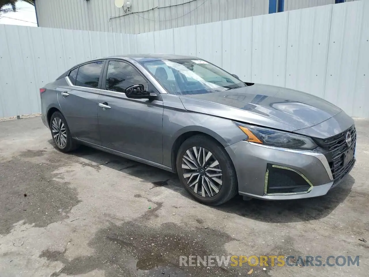 4 Photograph of a damaged car 1N4BL4DV4RN356132 NISSAN ALTIMA 2024