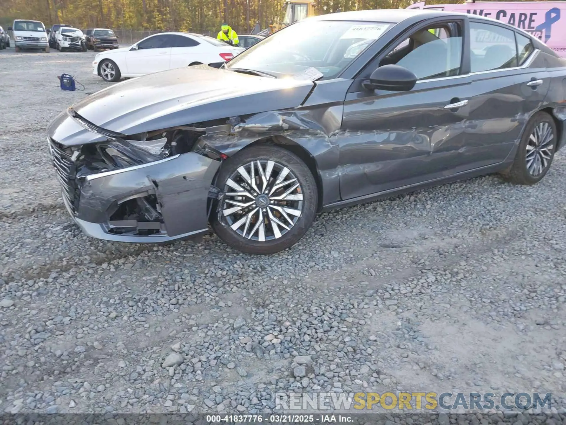 6 Photograph of a damaged car 1N4BL4DV4RN356549 NISSAN ALTIMA 2024