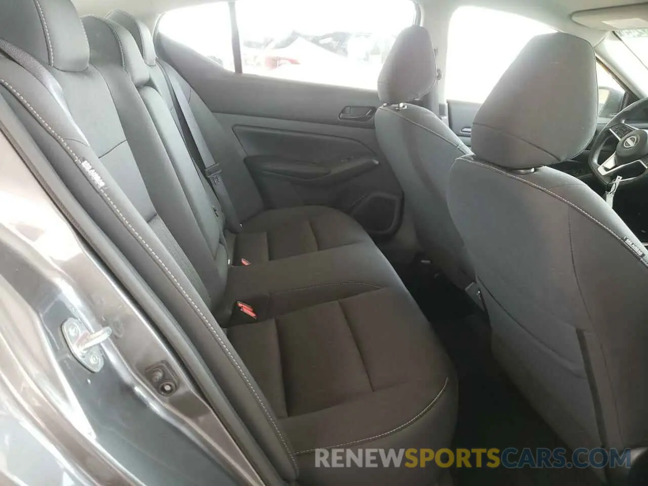 10 Photograph of a damaged car 1N4BL4DV4RN372895 NISSAN ALTIMA 2024