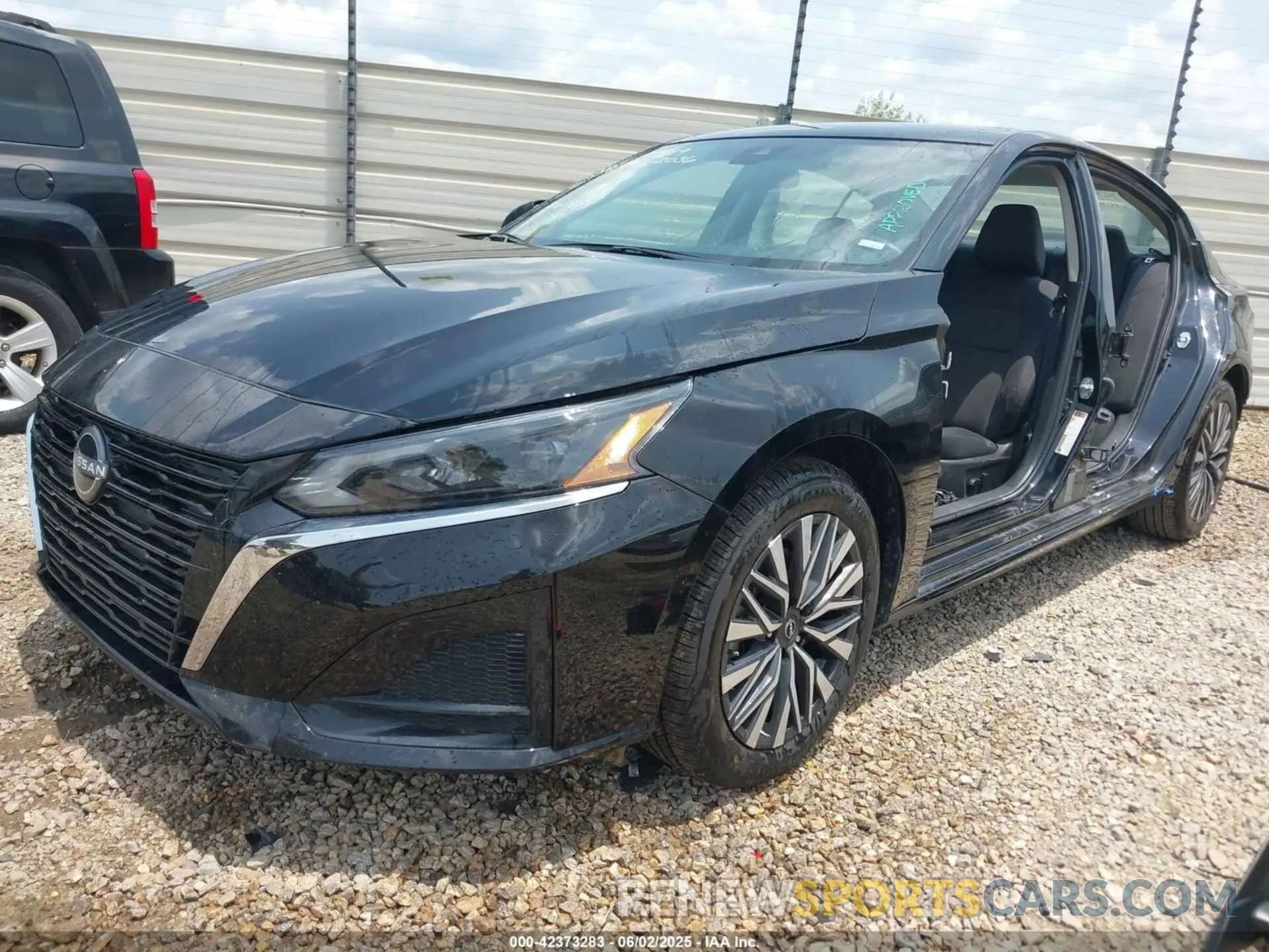 2 Photograph of a damaged car 1N4BL4DV4RN376557 NISSAN ALTIMA 2024