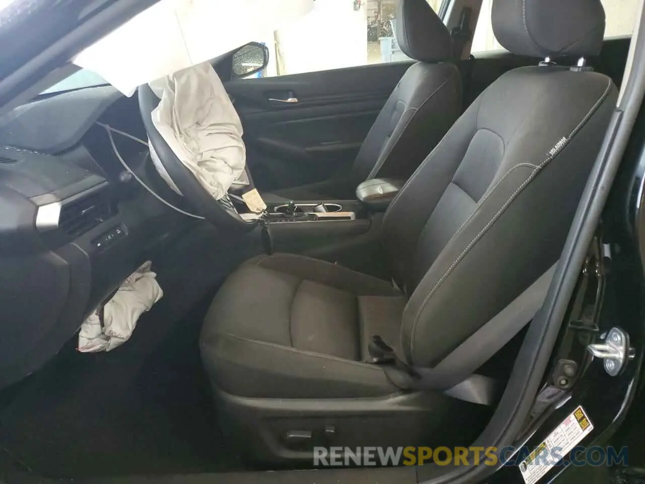 7 Photograph of a damaged car 1N4BL4DV4RN379491 NISSAN ALTIMA 2024