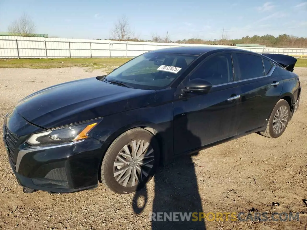 1 Photograph of a damaged car 1N4BL4DV4RN380737 NISSAN ALTIMA 2024