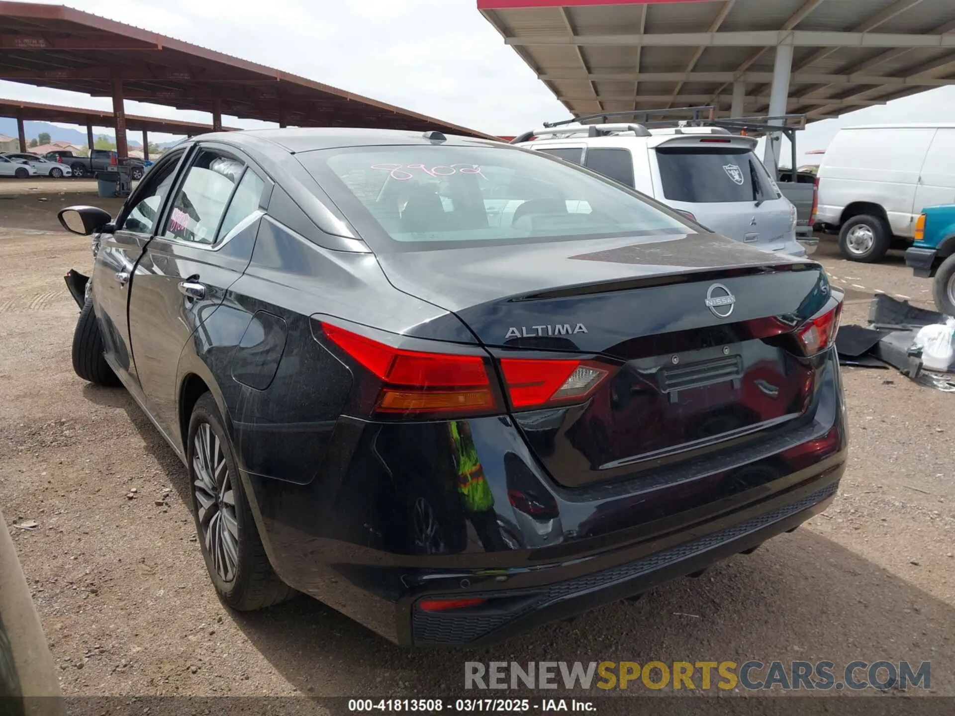 3 Photograph of a damaged car 1N4BL4DV4RN383203 NISSAN ALTIMA 2024