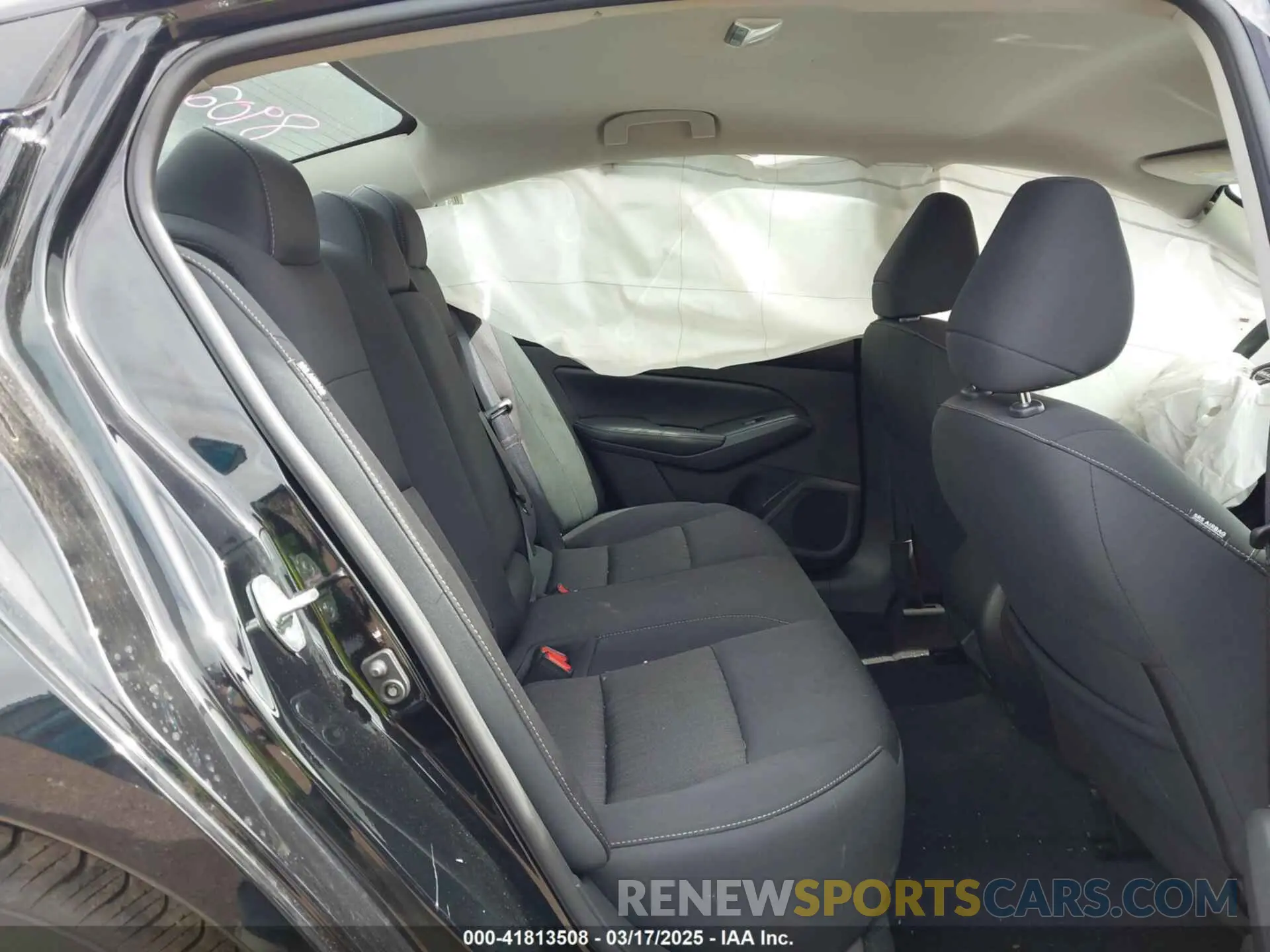 8 Photograph of a damaged car 1N4BL4DV4RN383203 NISSAN ALTIMA 2024