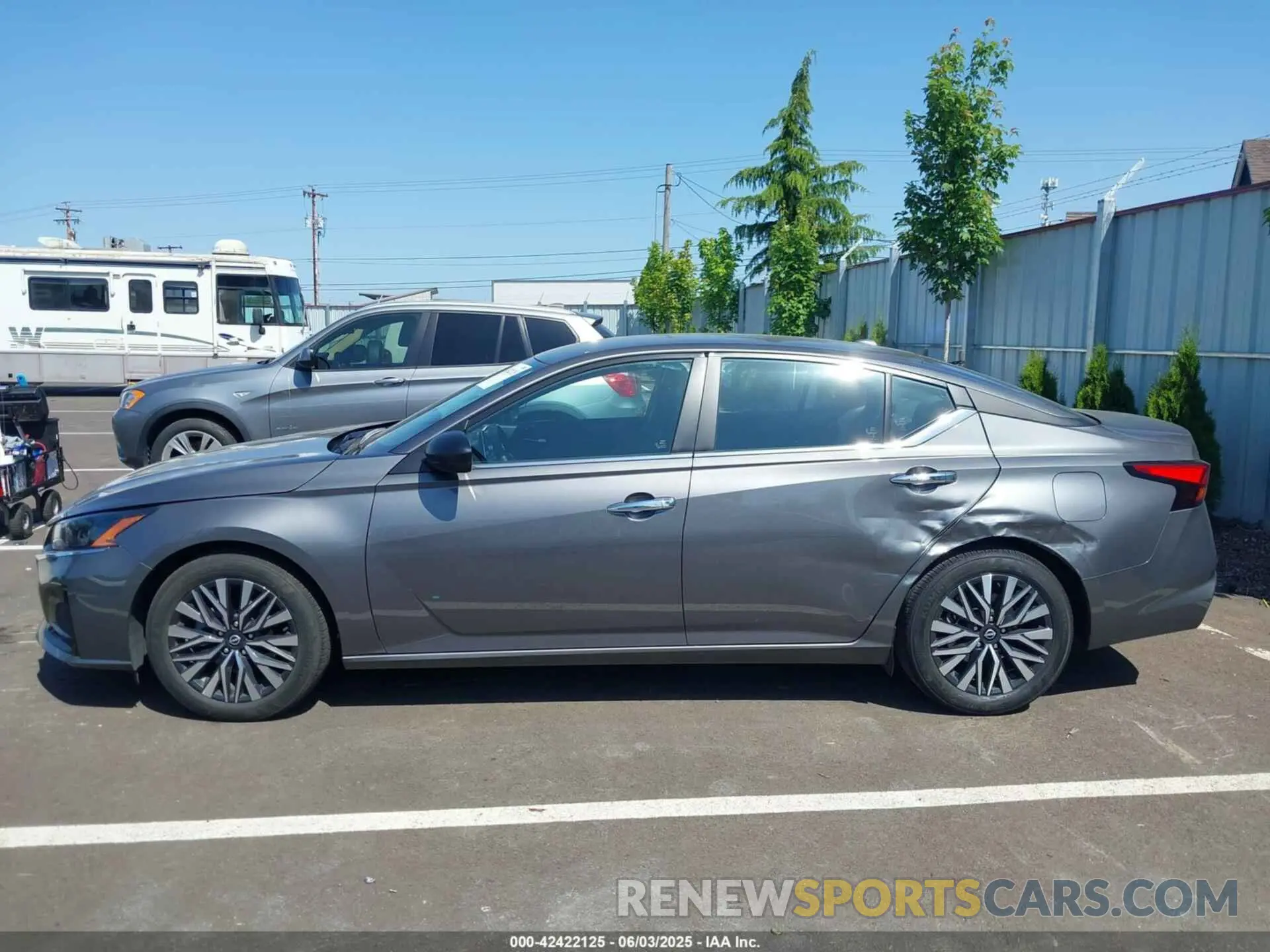 14 Photograph of a damaged car 1N4BL4DV4RN385646 NISSAN ALTIMA 2024