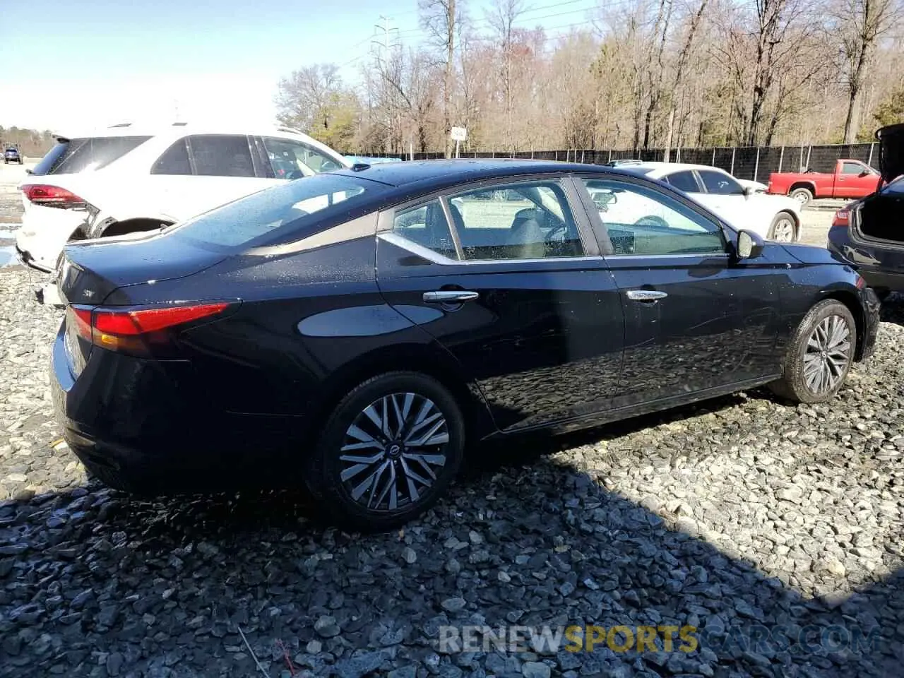 3 Photograph of a damaged car 1N4BL4DV4RN388532 NISSAN ALTIMA 2024