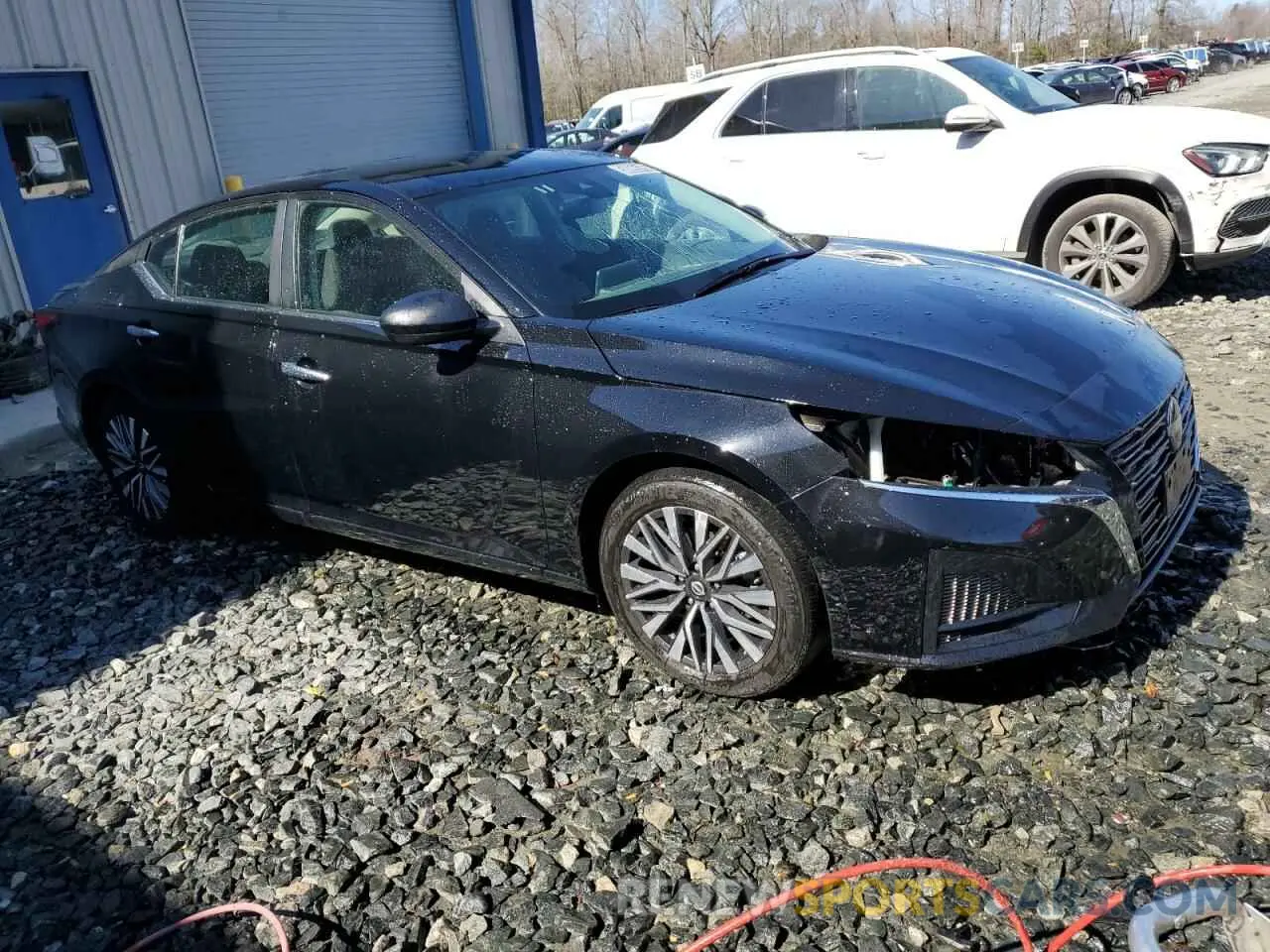 4 Photograph of a damaged car 1N4BL4DV4RN388532 NISSAN ALTIMA 2024