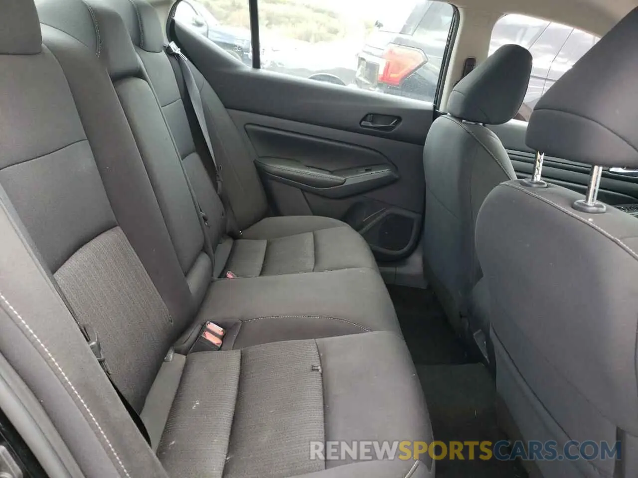 10 Photograph of a damaged car 1N4BL4DV5RN306646 NISSAN ALTIMA 2024