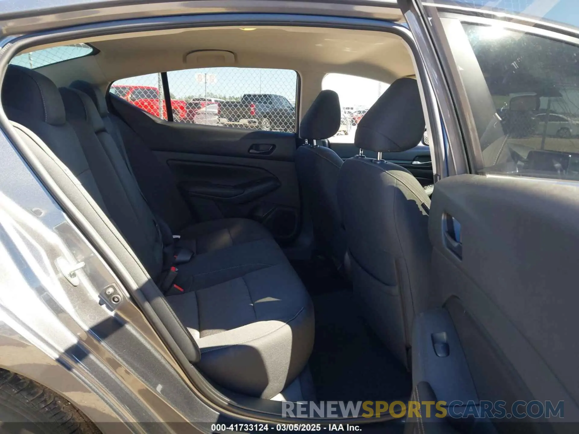 8 Photograph of a damaged car 1N4BL4DV5RN316769 NISSAN ALTIMA 2024