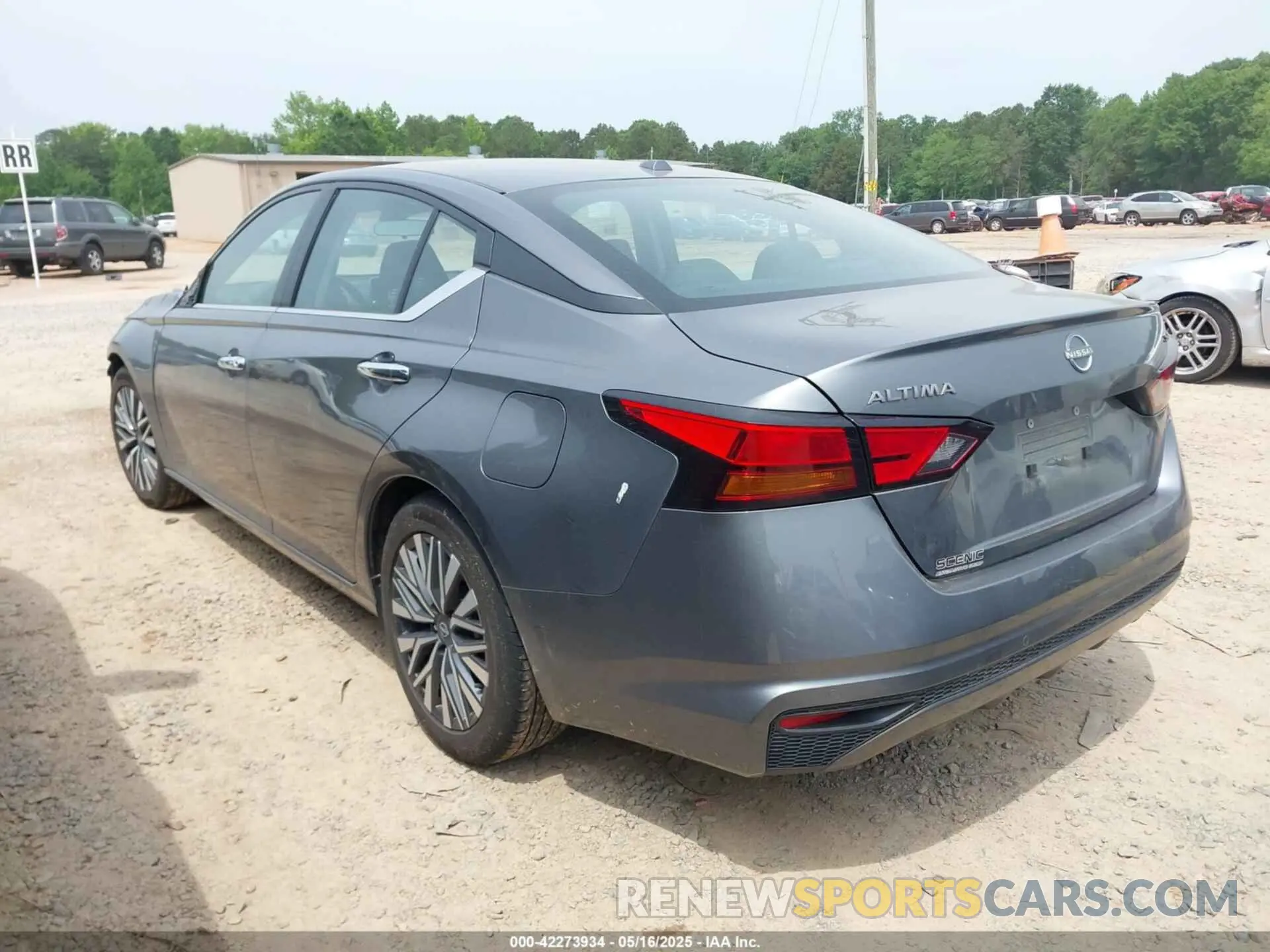 3 Photograph of a damaged car 1N4BL4DV5RN336438 NISSAN ALTIMA 2024