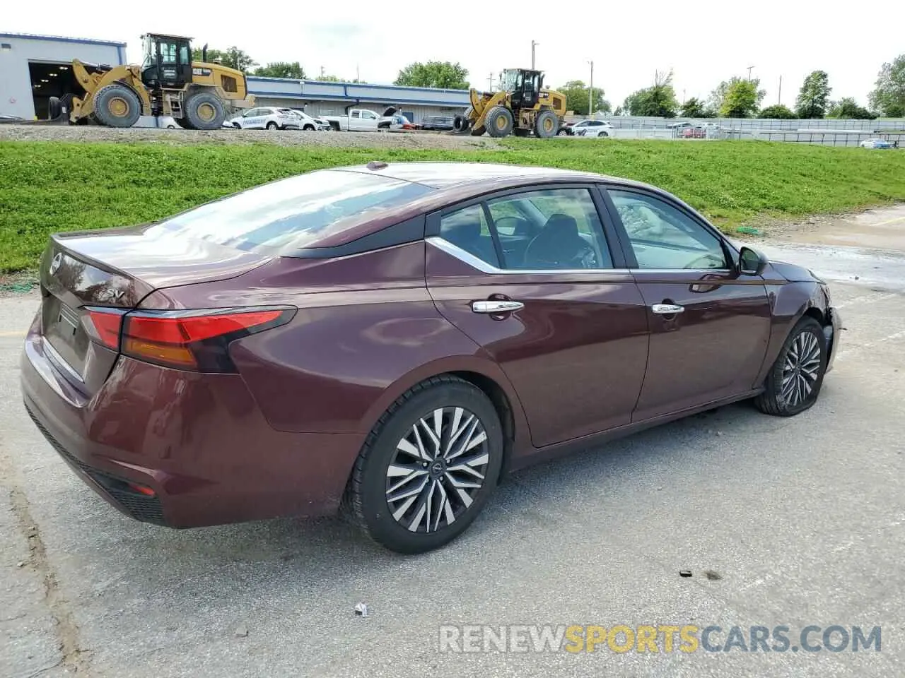 3 Photograph of a damaged car 1N4BL4DV5RN336827 NISSAN ALTIMA 2024