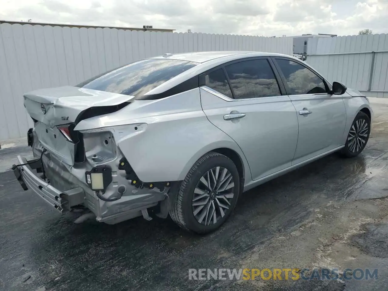 3 Photograph of a damaged car 1N4BL4DV5RN341249 NISSAN ALTIMA 2024