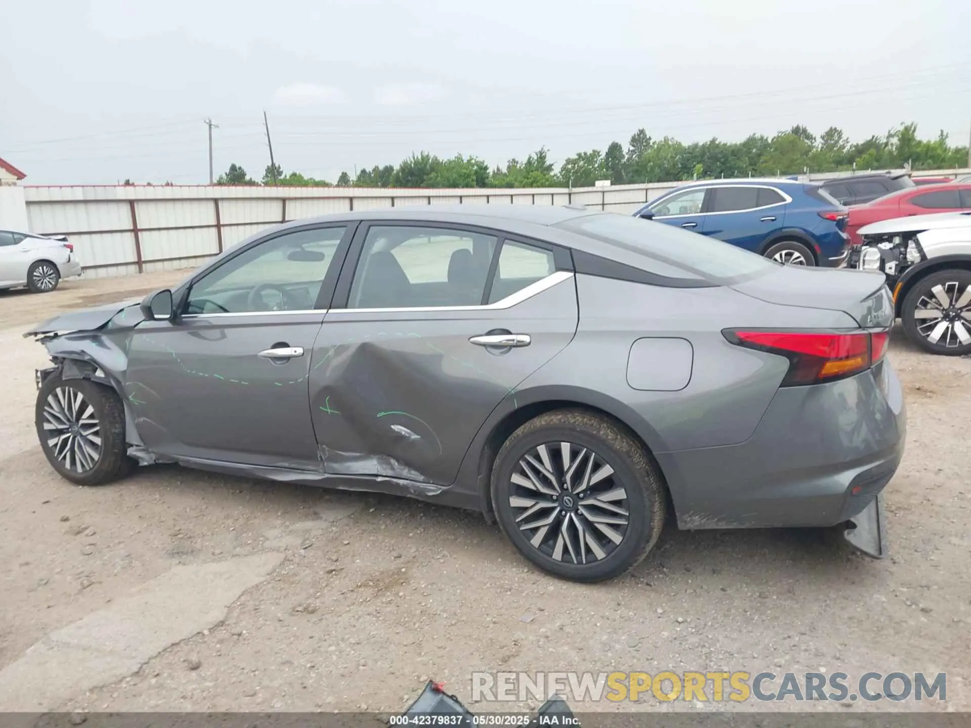 13 Photograph of a damaged car 1N4BL4DV5RN384568 NISSAN ALTIMA 2024