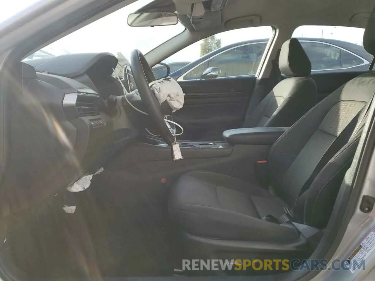 7 Photograph of a damaged car 1N4BL4DV5RN399040 NISSAN ALTIMA 2024