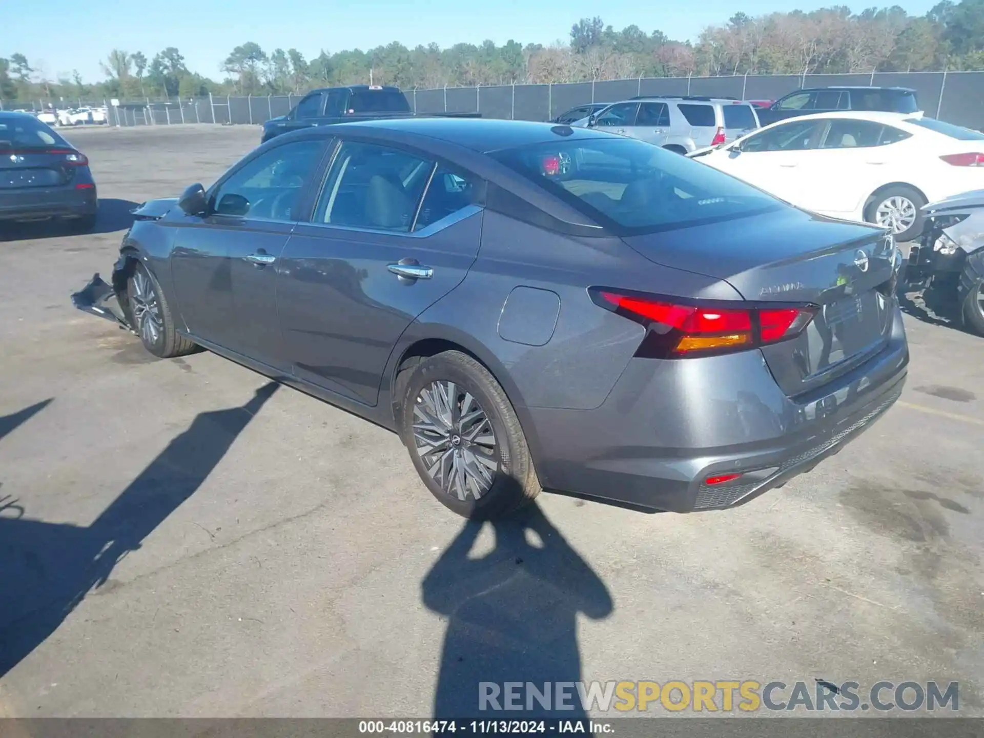 3 Photograph of a damaged car 1N4BL4DV5RN432196 NISSAN ALTIMA 2024