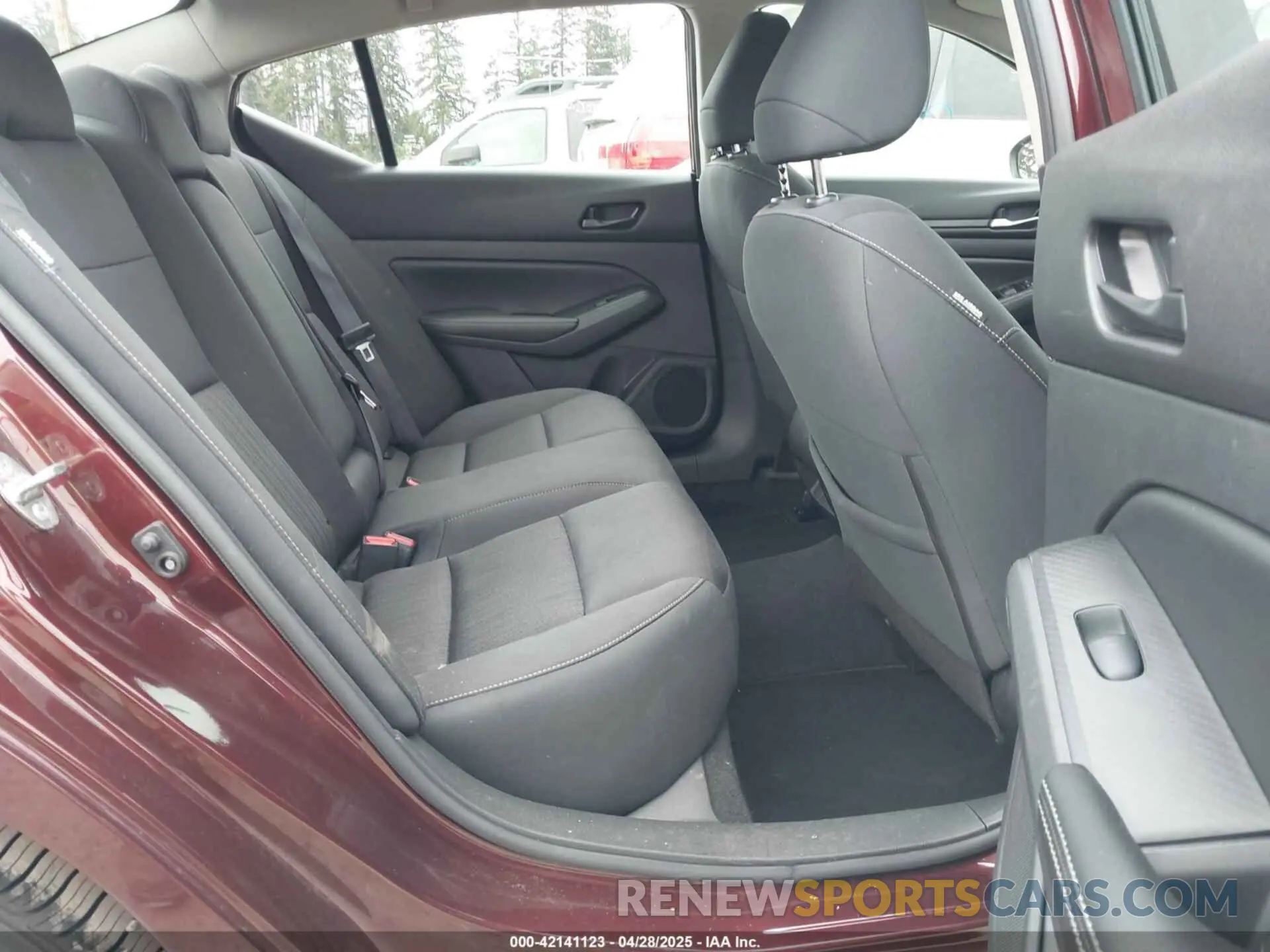 8 Photograph of a damaged car 1N4BL4DV6RN308342 NISSAN ALTIMA 2024