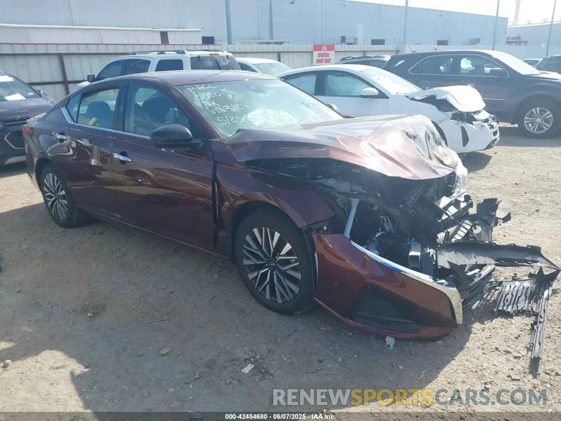 1 Photograph of a damaged car 1N4BL4DV6RN309524 NISSAN ALTIMA 2024