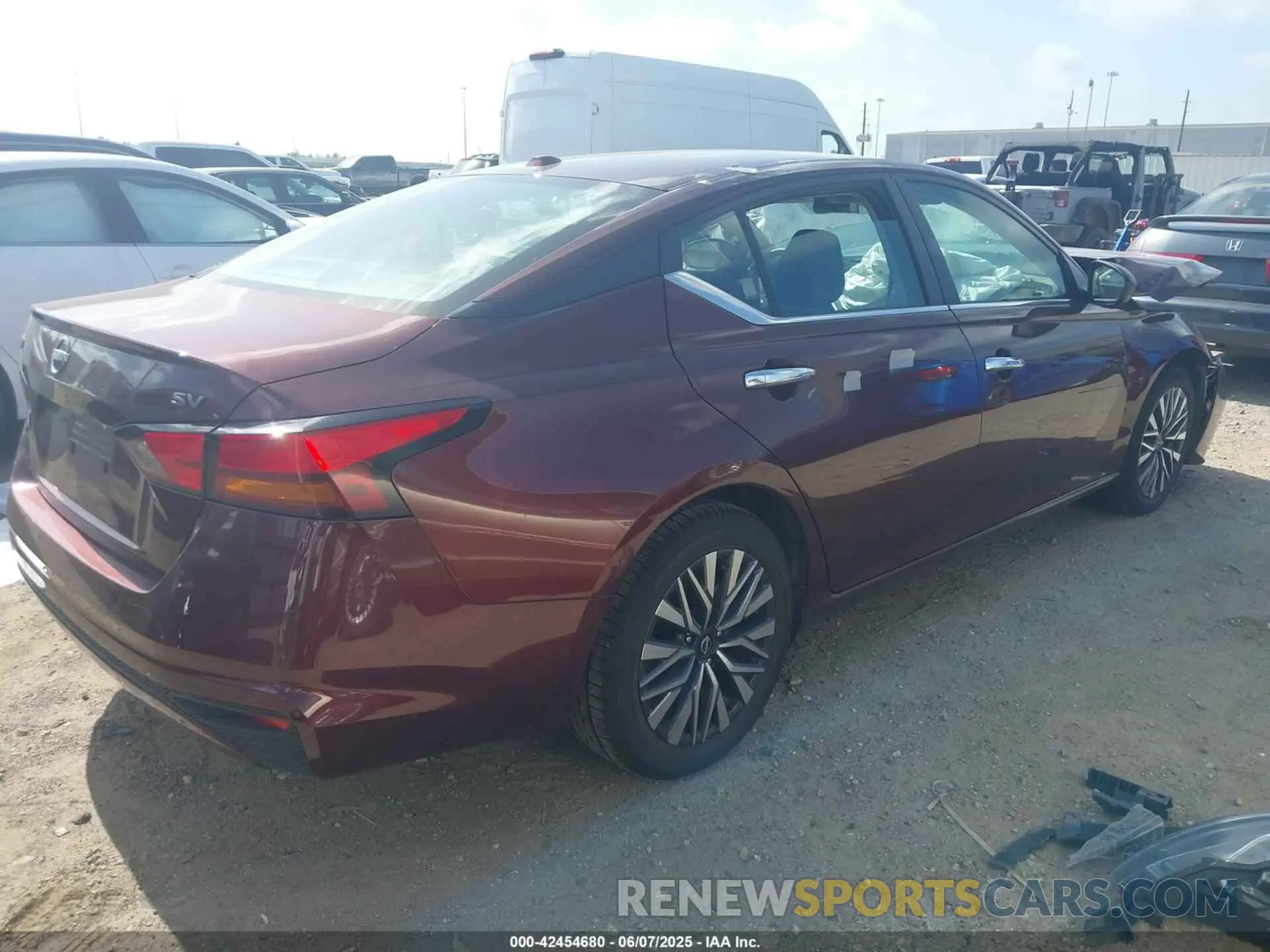 4 Photograph of a damaged car 1N4BL4DV6RN309524 NISSAN ALTIMA 2024