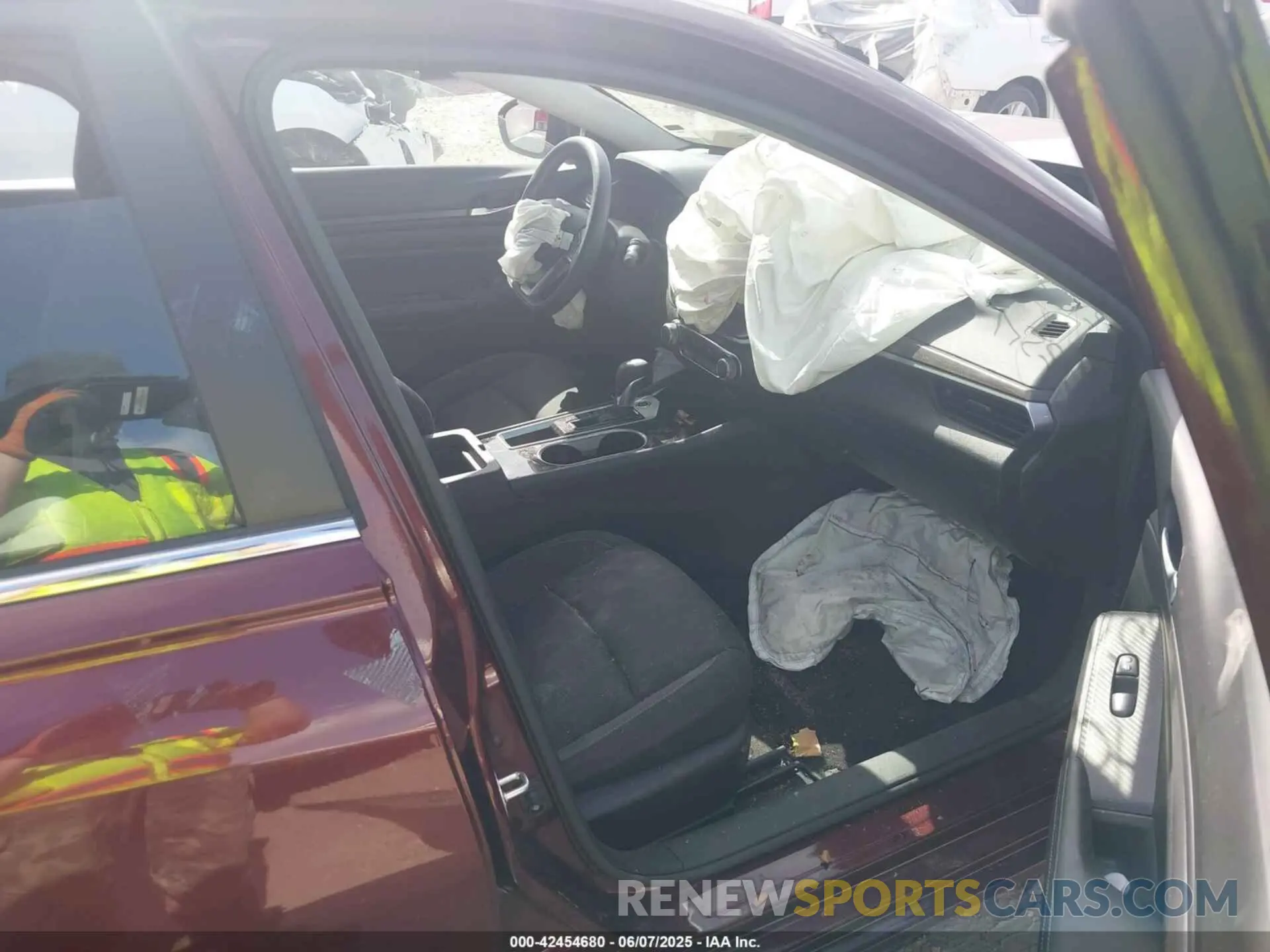 5 Photograph of a damaged car 1N4BL4DV6RN309524 NISSAN ALTIMA 2024