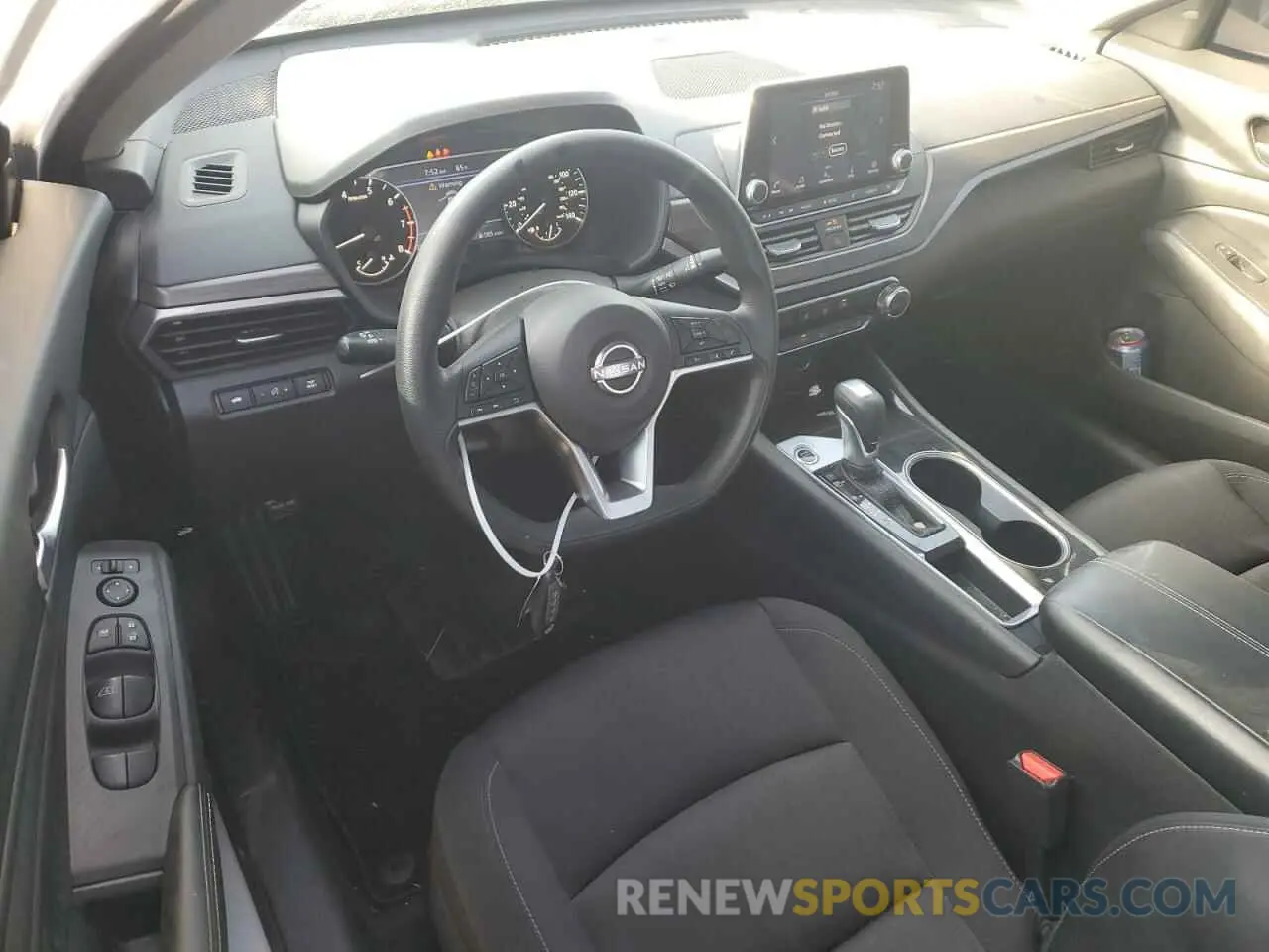 8 Photograph of a damaged car 1N4BL4DV6RN337338 NISSAN ALTIMA 2024