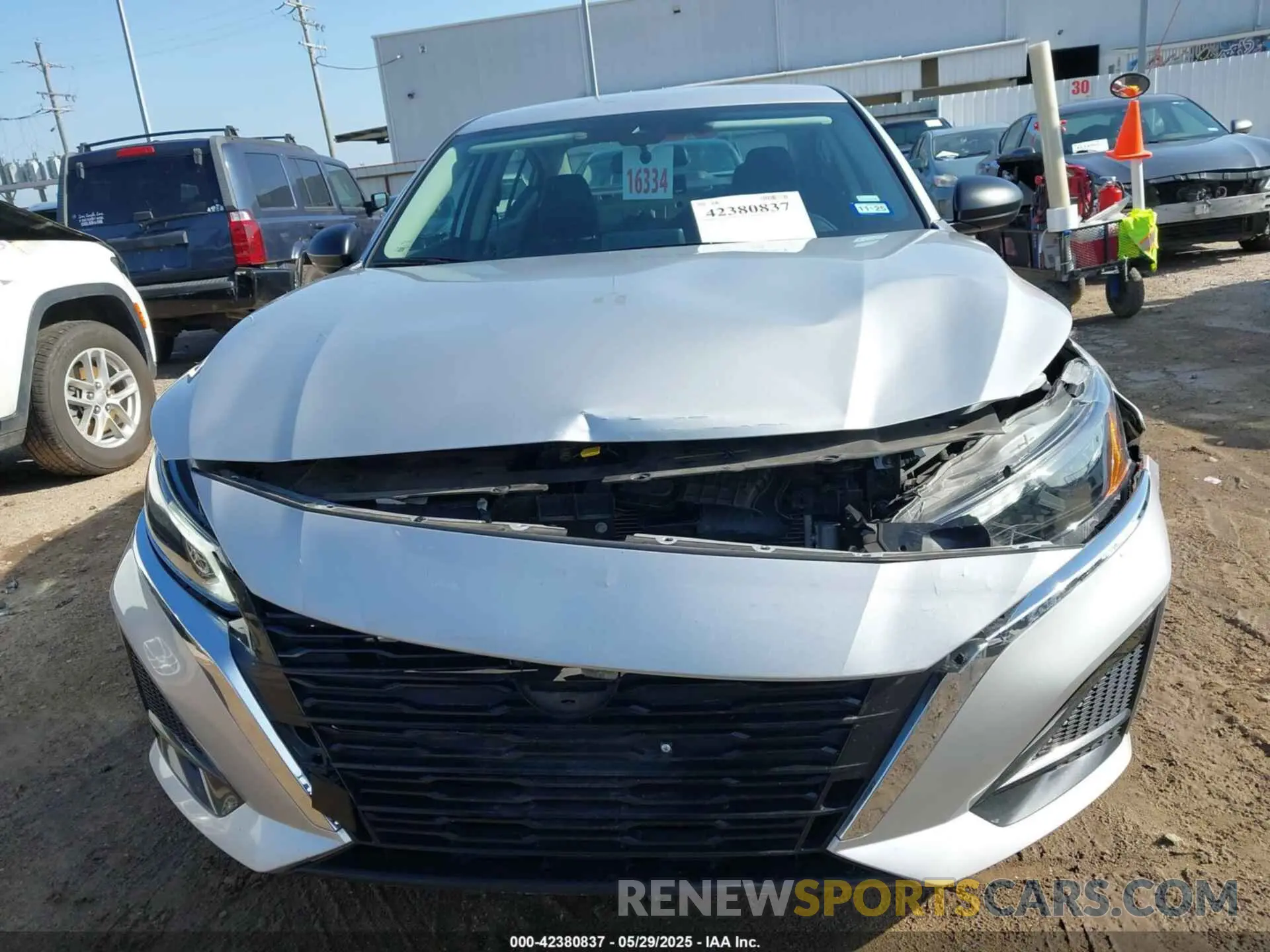 12 Photograph of a damaged car 1N4BL4DV6RN360313 NISSAN ALTIMA 2024