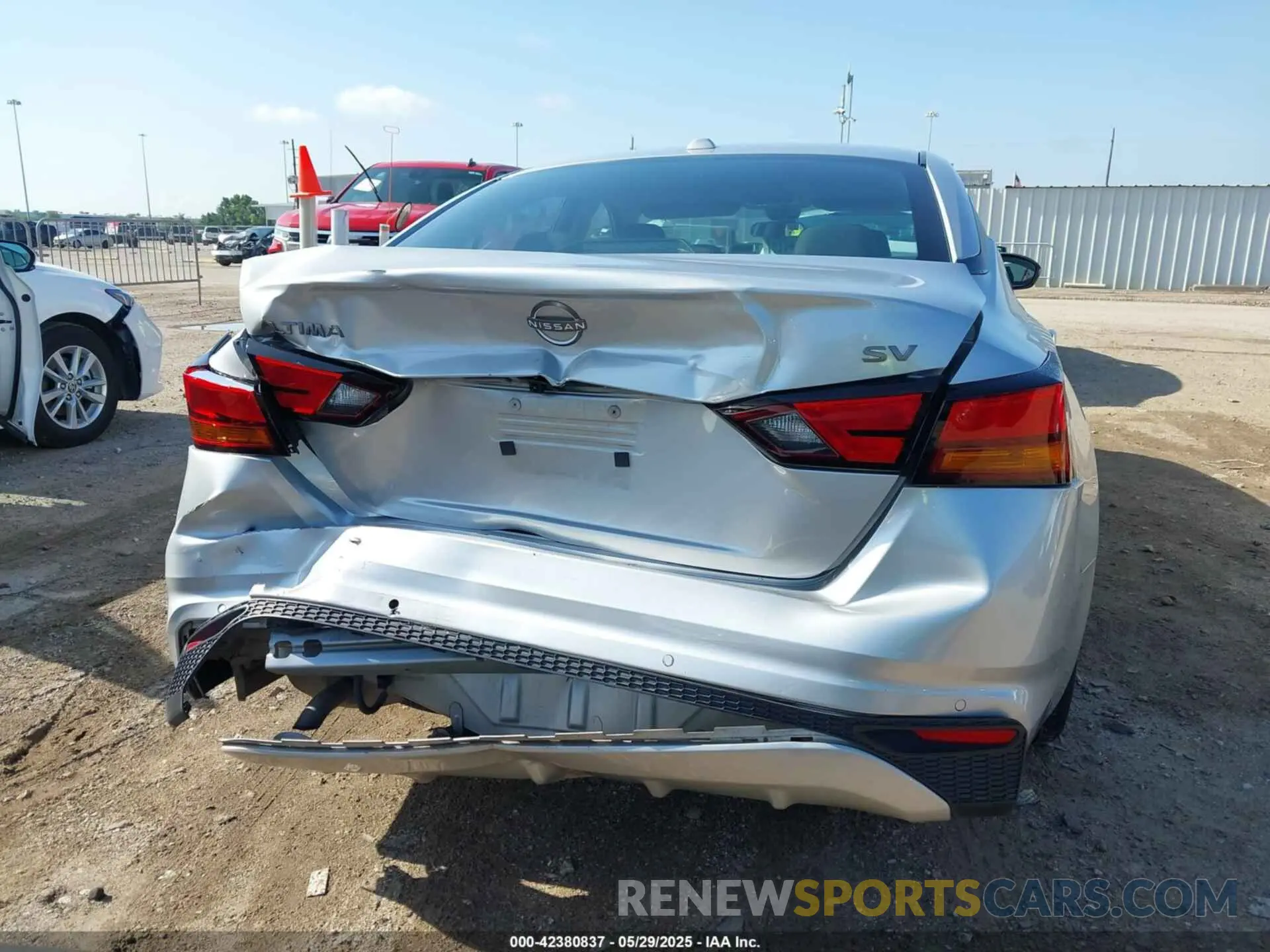 16 Photograph of a damaged car 1N4BL4DV6RN360313 NISSAN ALTIMA 2024